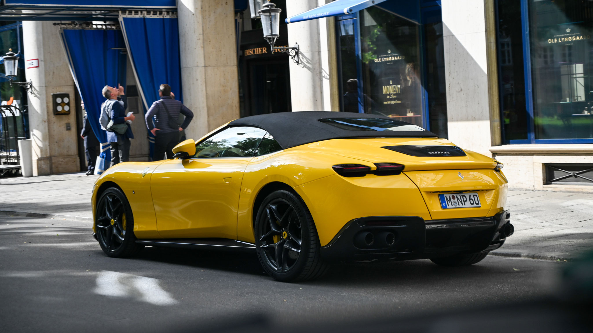 Ferrari Roma Spider - M-NP60