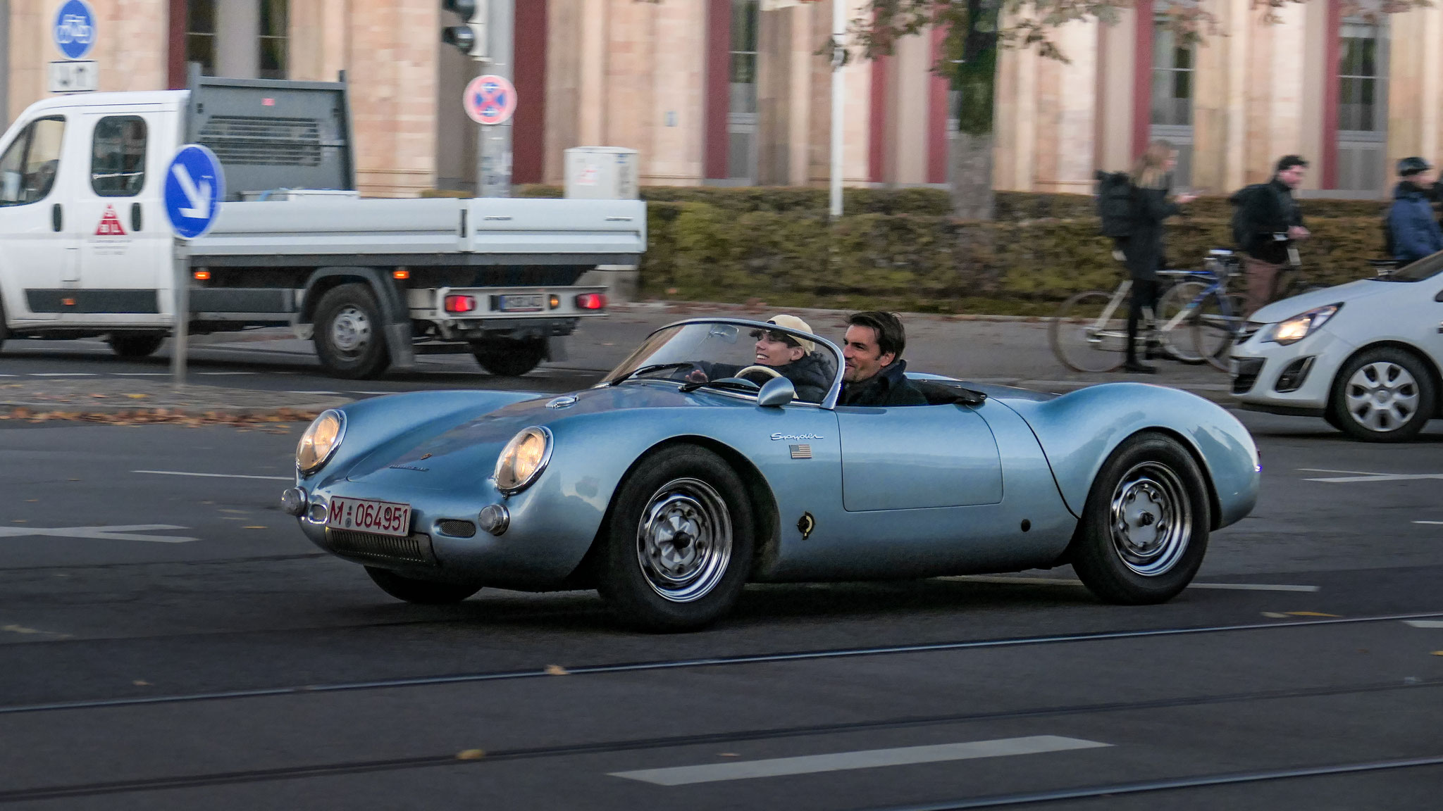 Porsche 550 Spyder Replica - M-064951