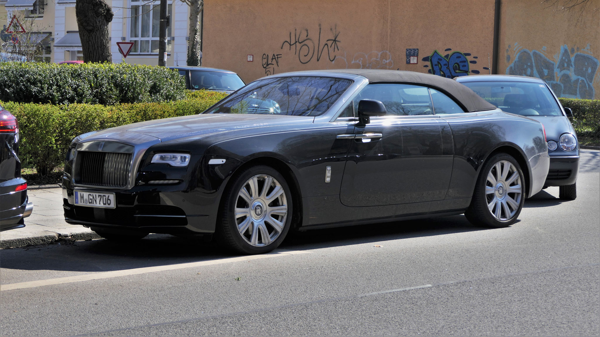 Rolls Royce Dawn - M-GN706