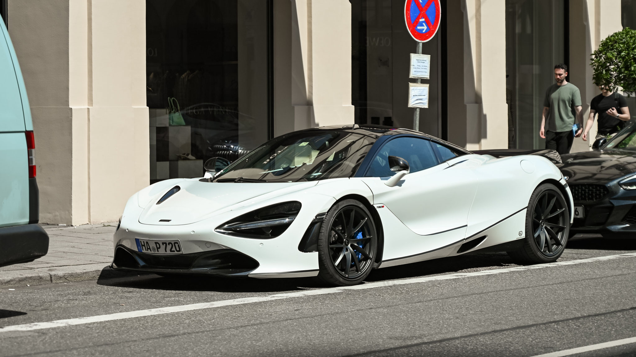 McLaren 720S - HA-P720