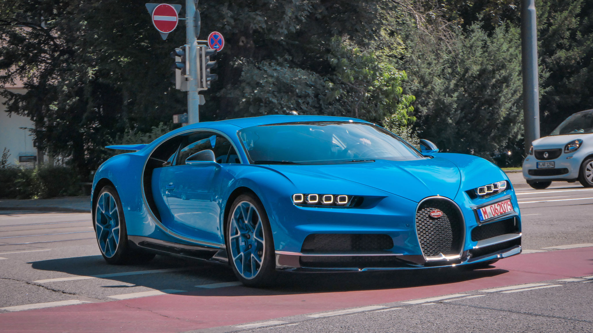Bugatti Chiron - M-062075