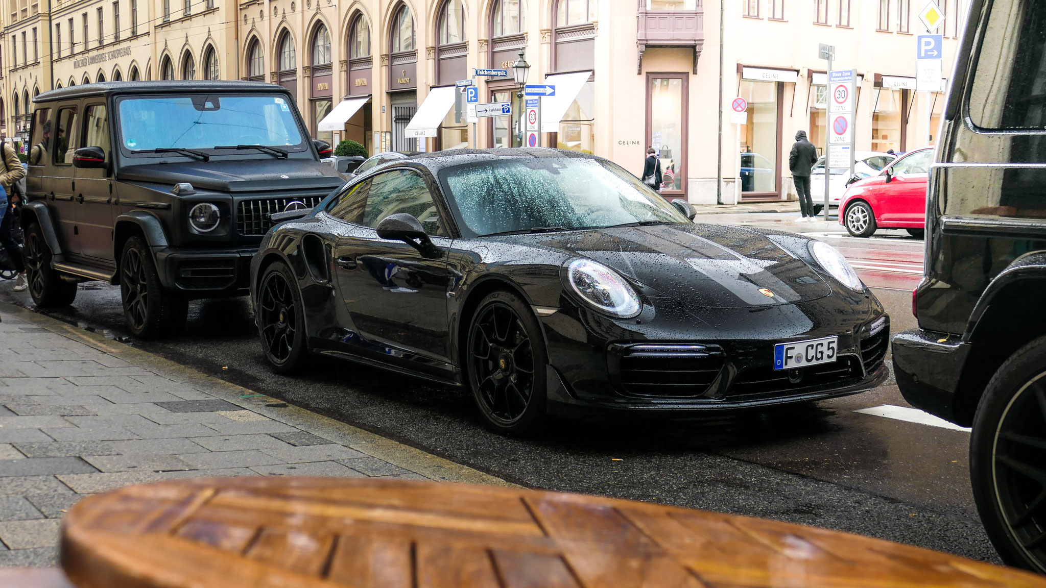 Porsche 911 Turbo S Exclusive Series - F-CG5