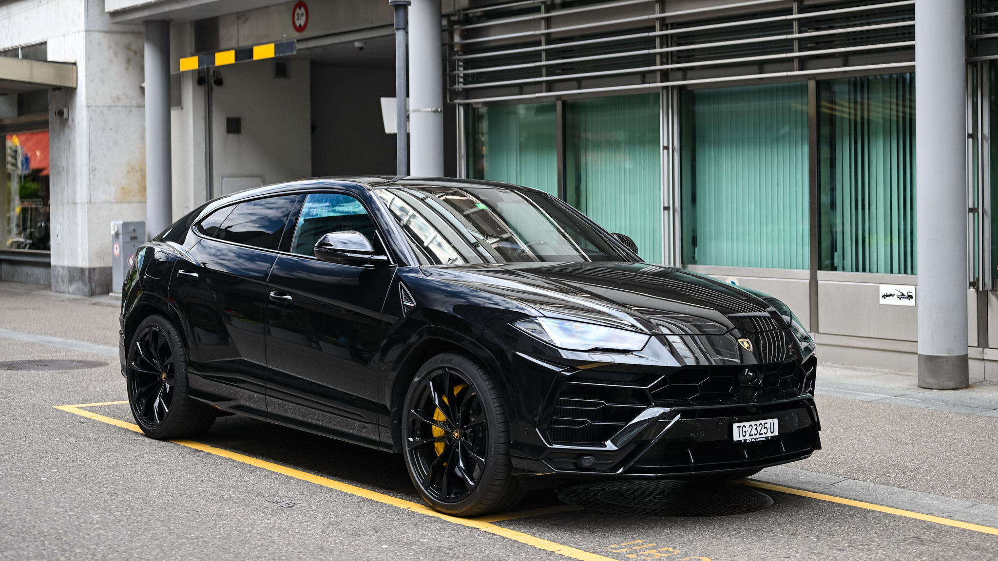 Lamborghini Urus - TG2325U (CH)
