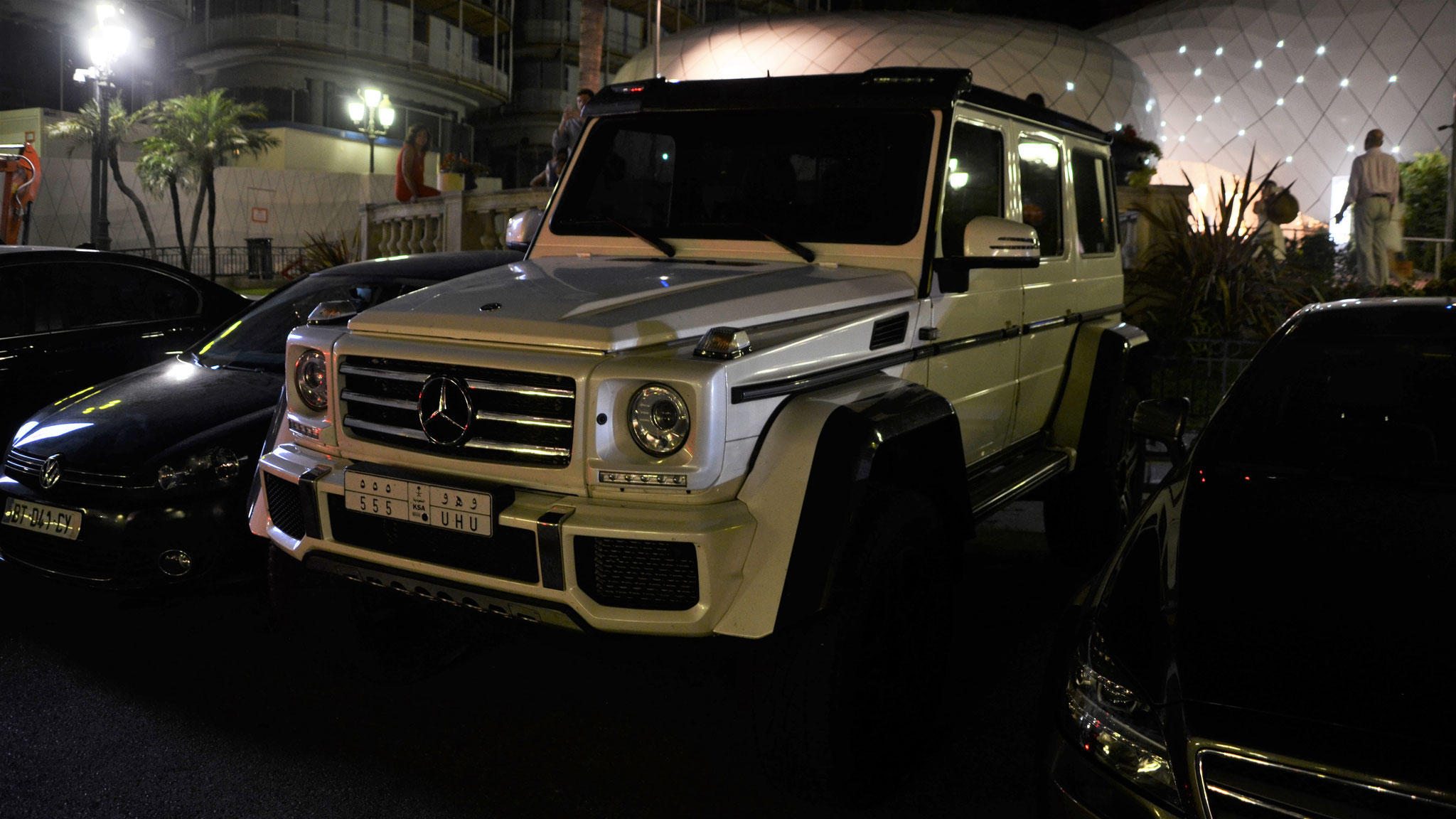 Mercedes G500 4x4² - 555UHU (KSA)