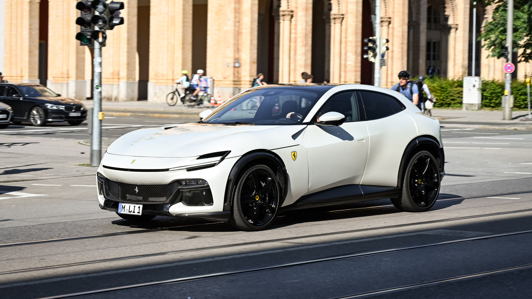 Ferrari Purosangue - M-LI1