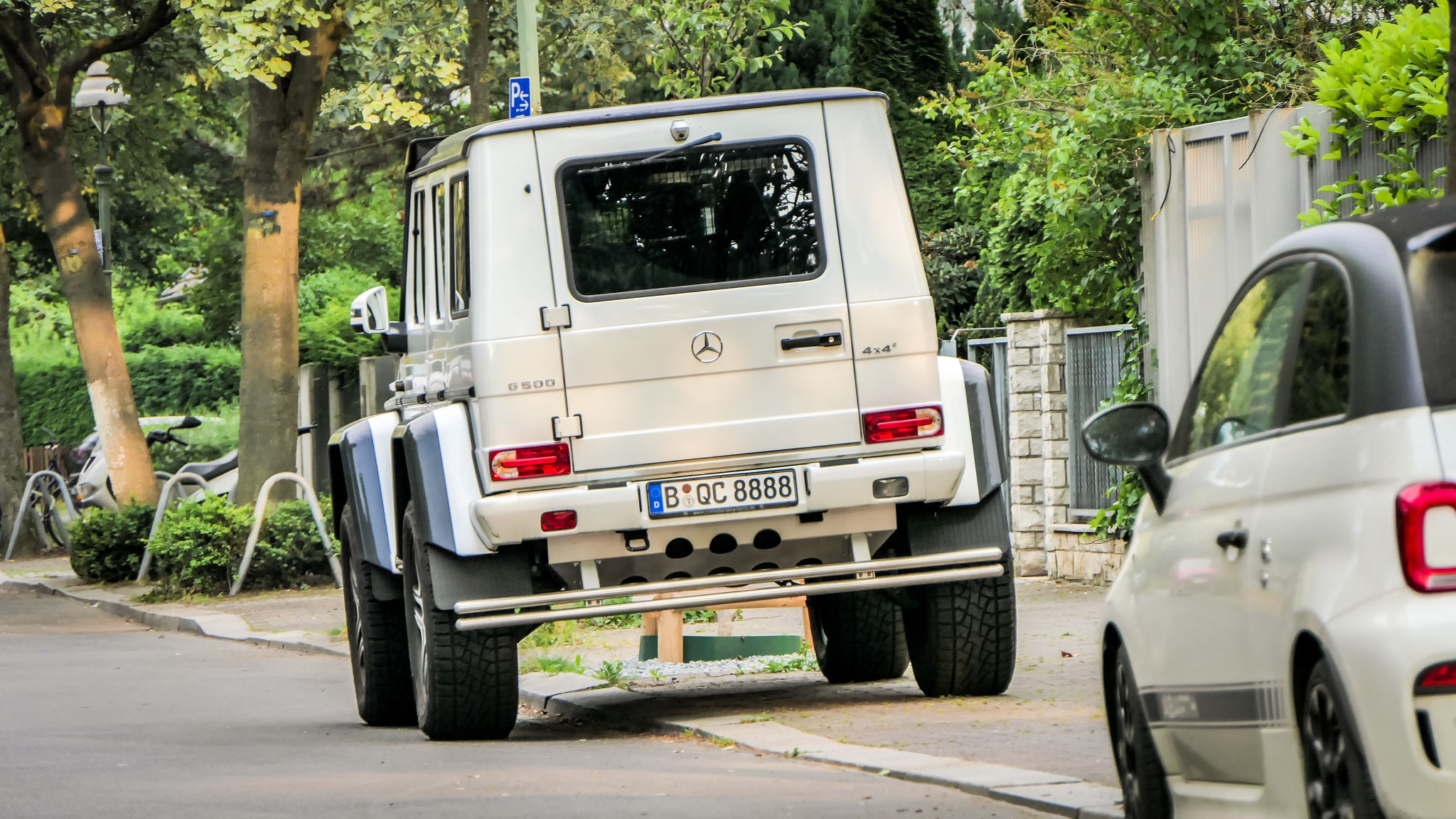 Mercedes G500 4x4² - B-QC8888