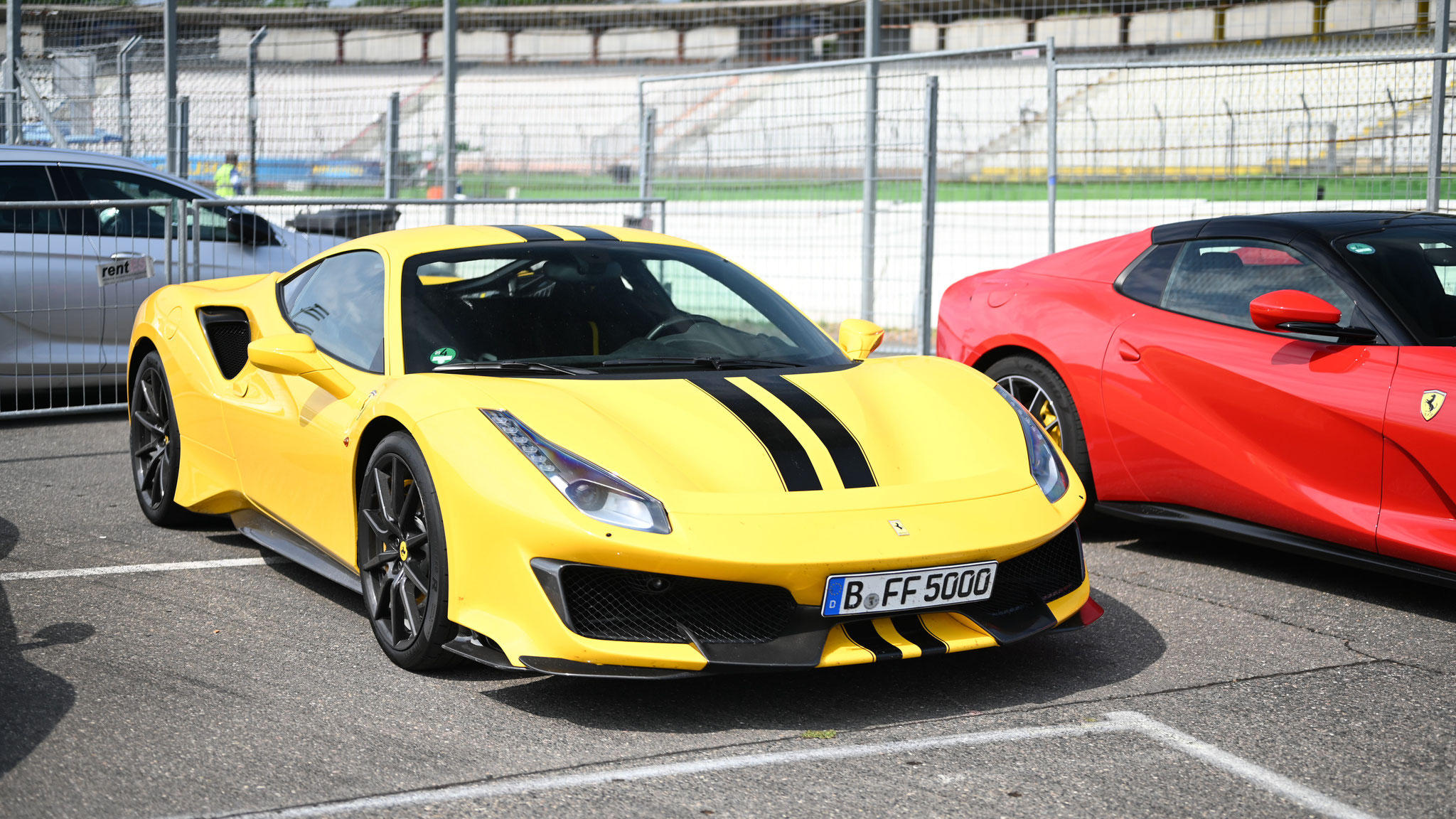 Ferrari 488 Pista - B-FF5000