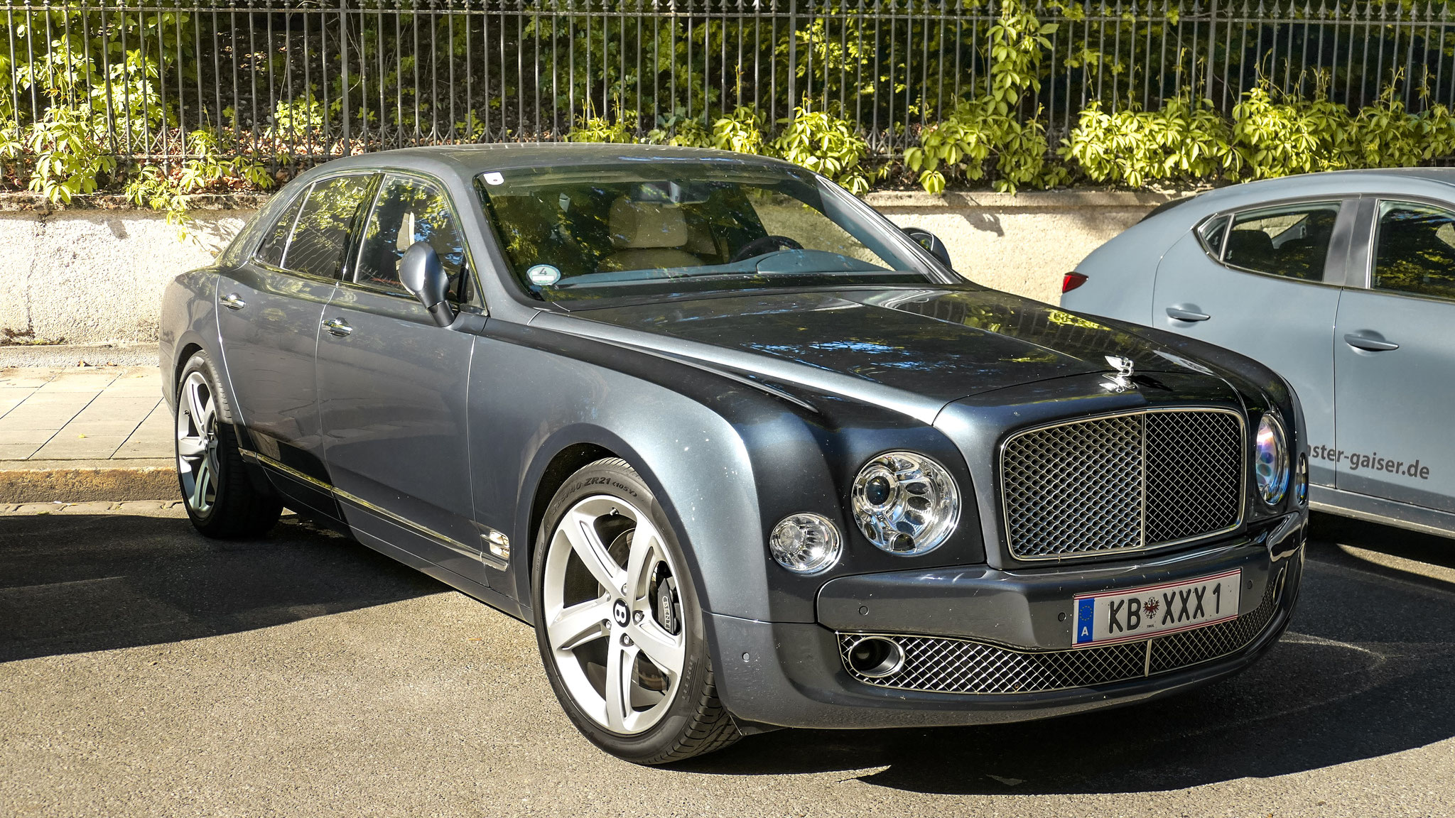 Bentley Mulsanne - KB-XXX1 (AUT)