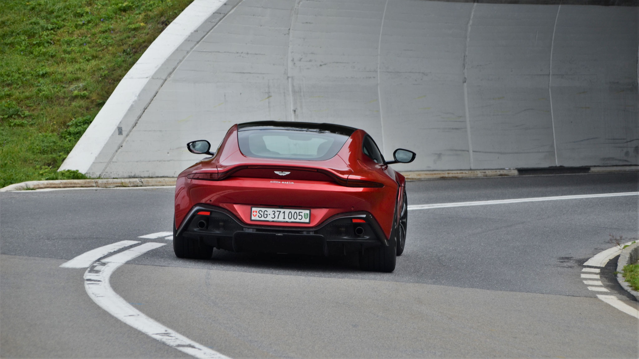 Aston Martin Vantage - SG371005 (CH)
