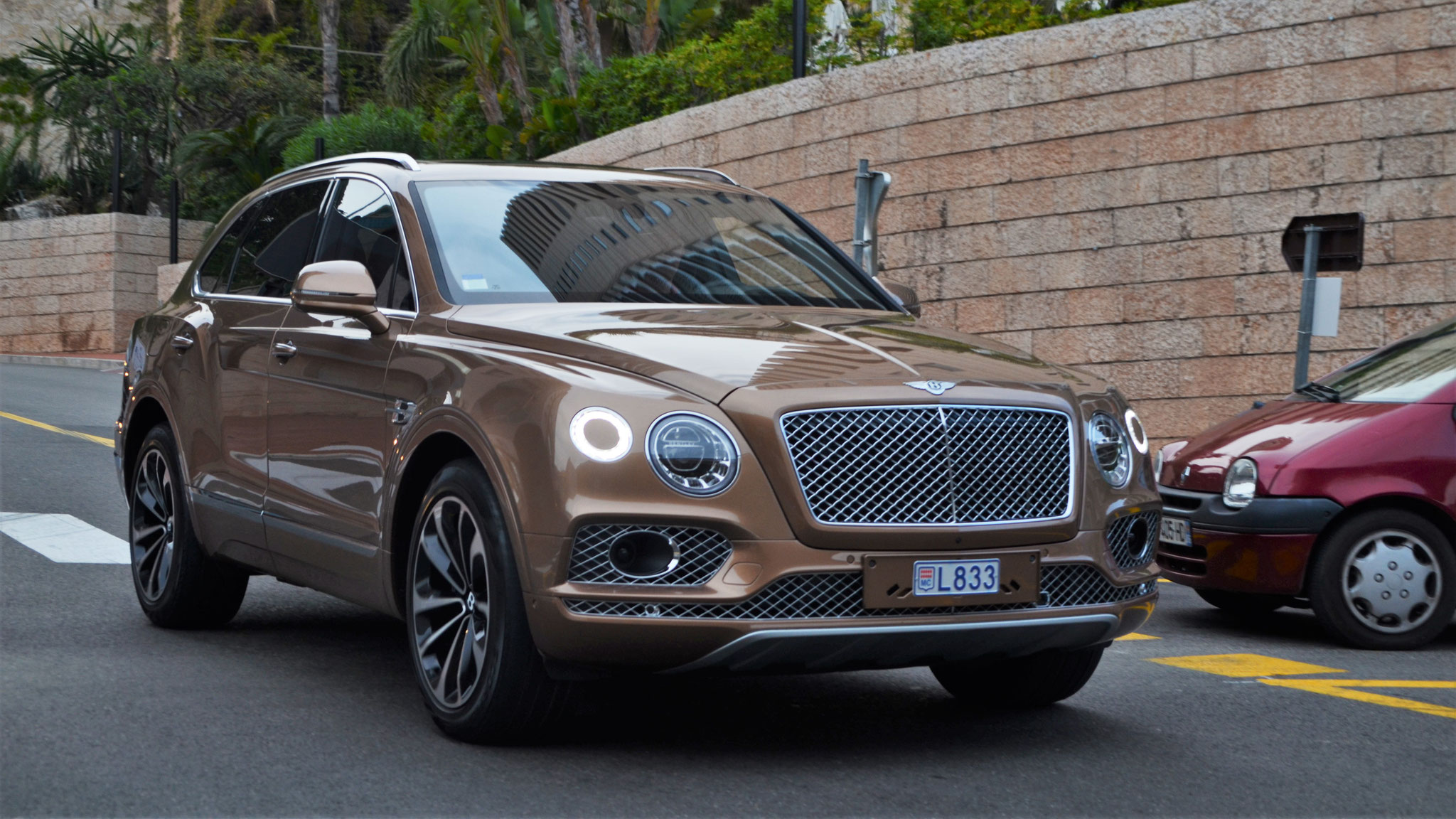 Bentley Bentayga - L833 (MC)