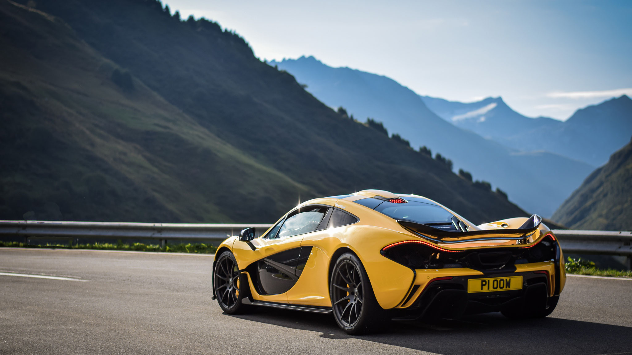 McLaren P1 - P1OOW (GB)