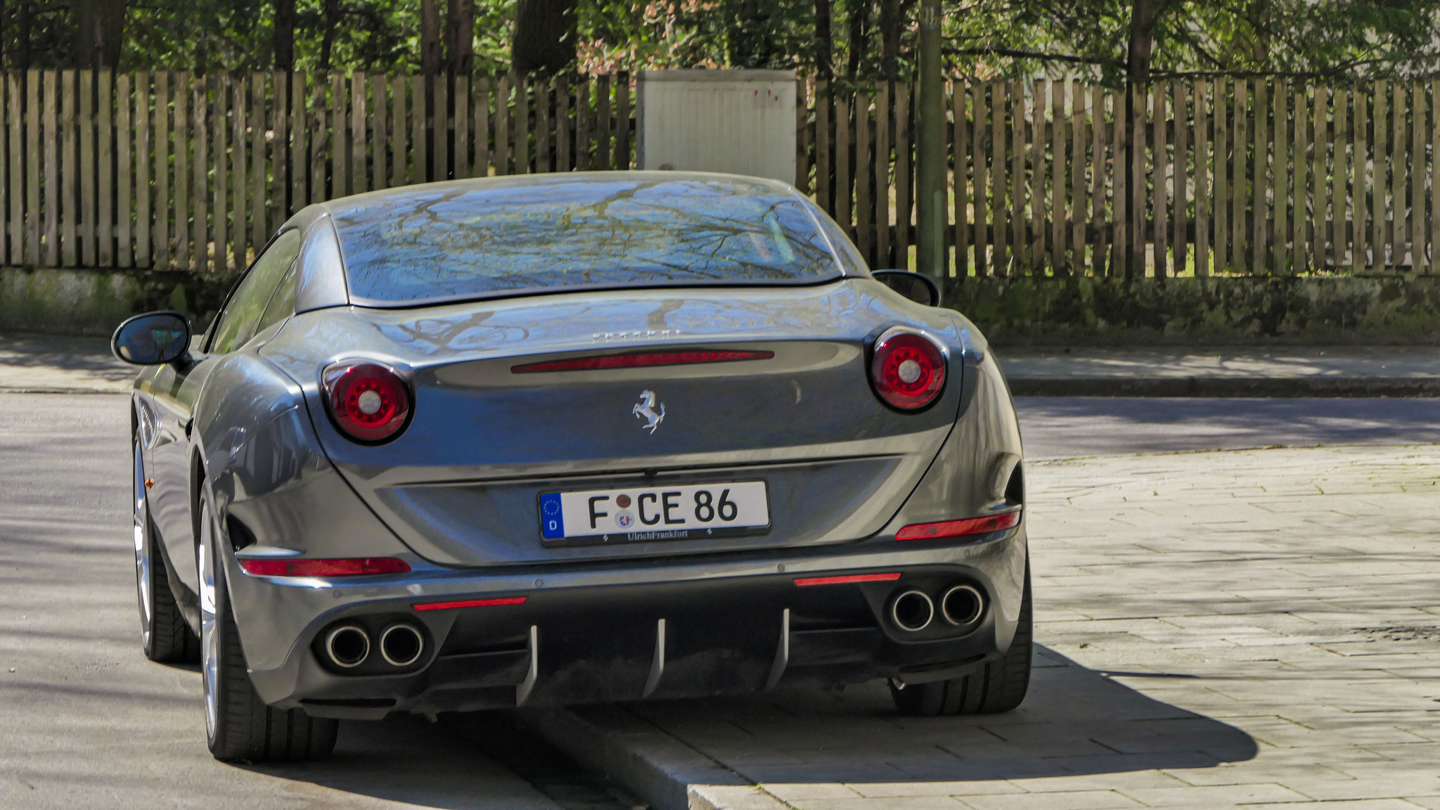 Ferrari California T - F-CE-86