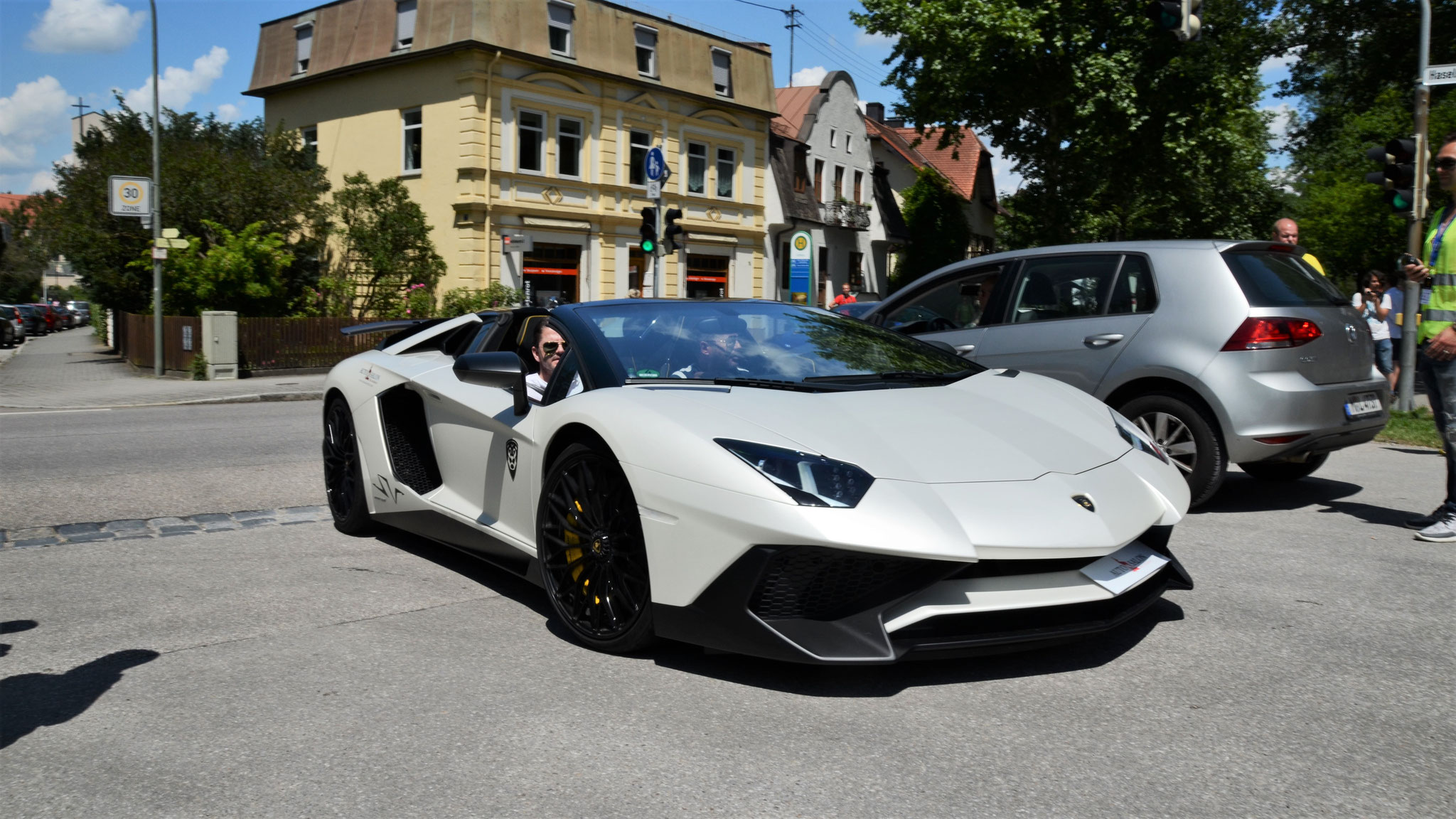 Lamborghini Aventador LP-750-4 SV Roadster - M-T58