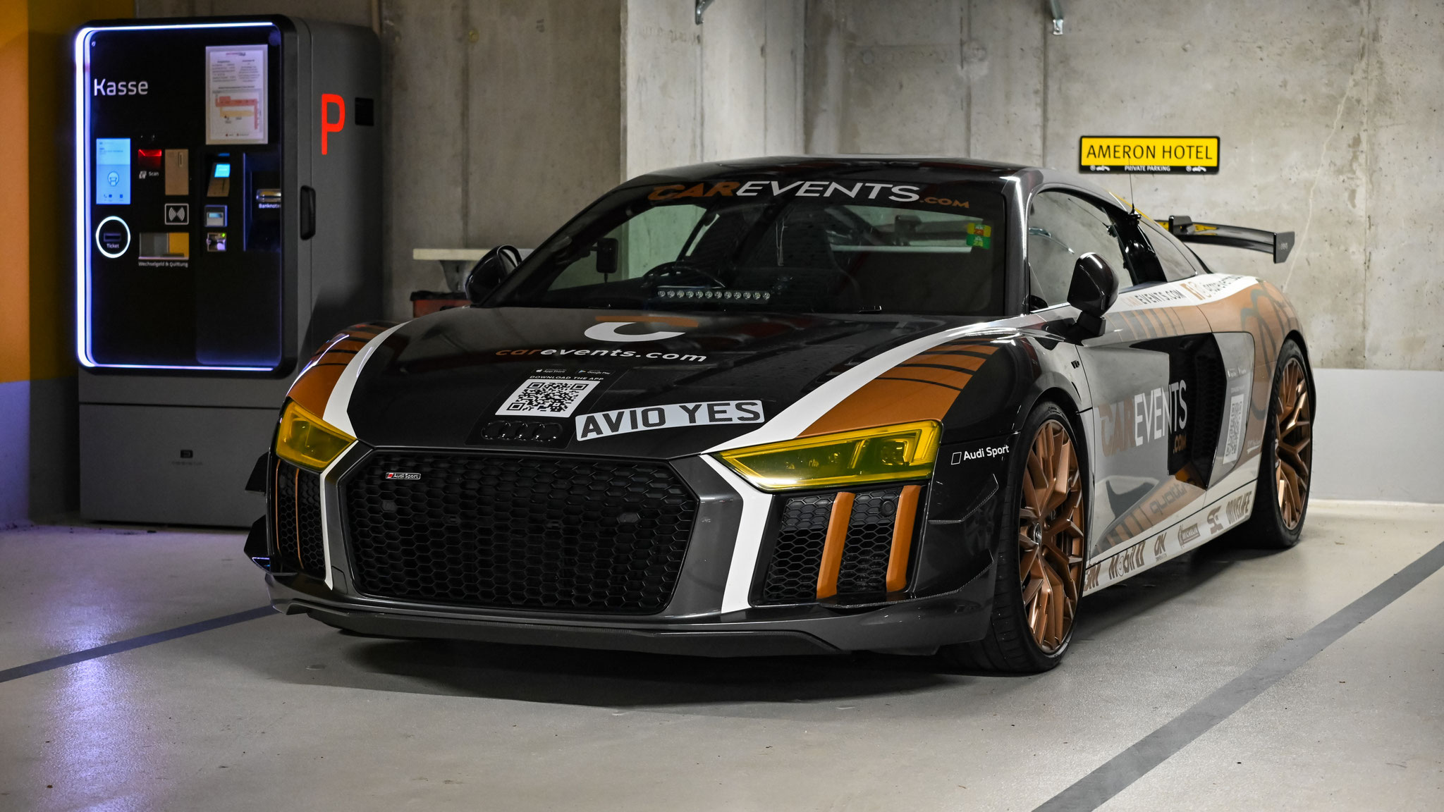 Audi R8 V10 - AV10YES (GB)