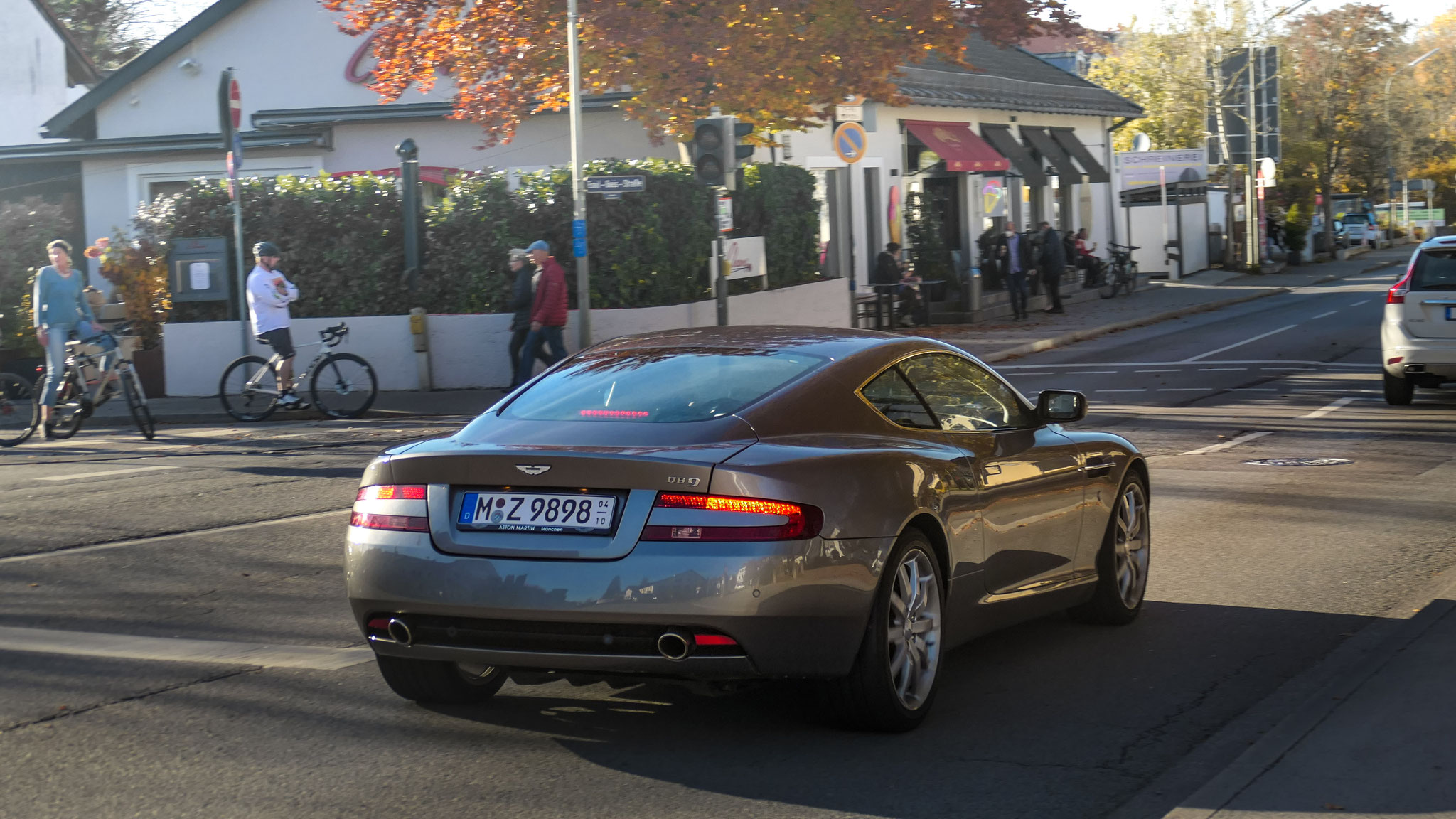 Aston Martin DB9 - M-Z9898