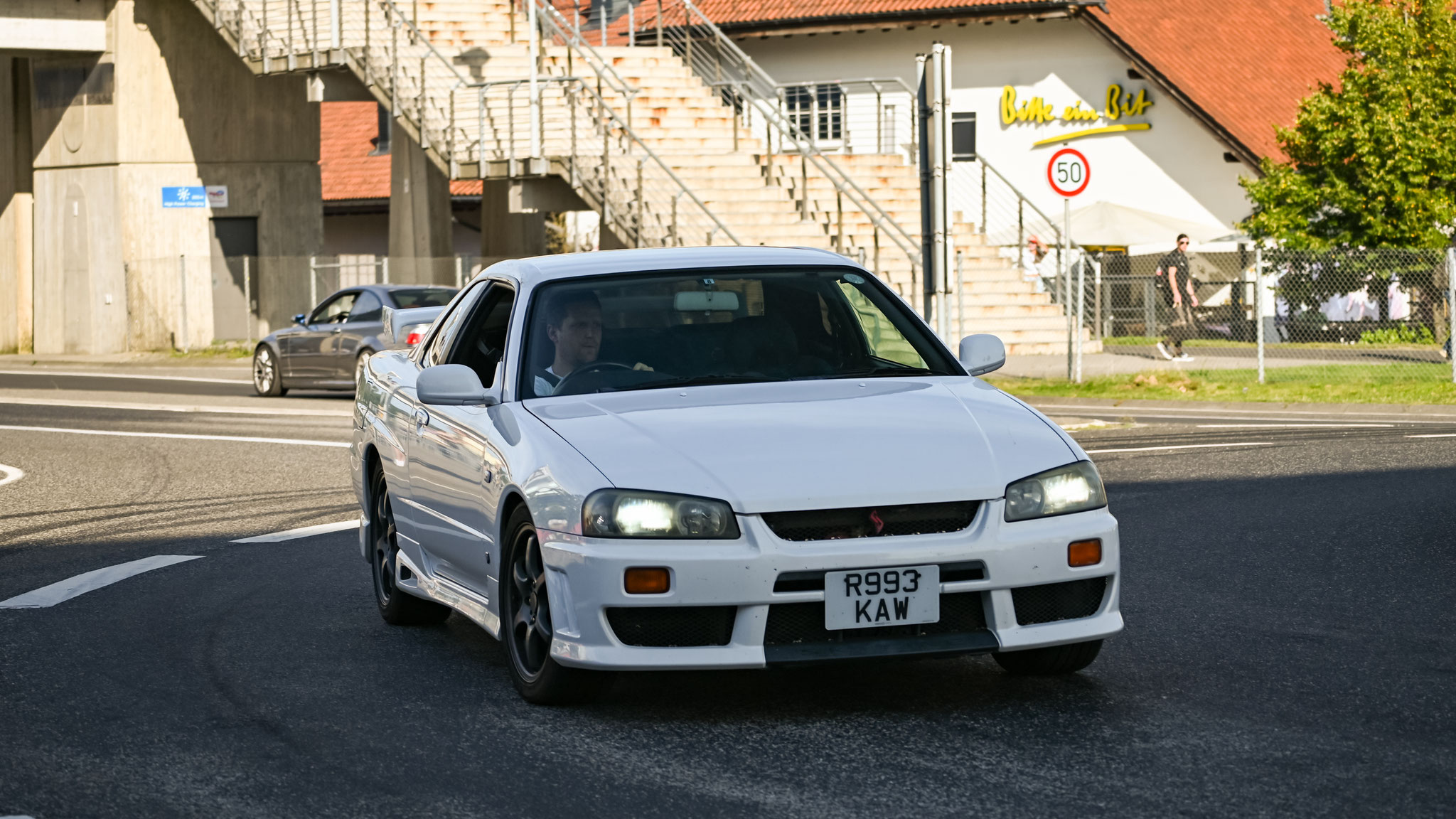 Nissan R34 - R993KAW (GB)