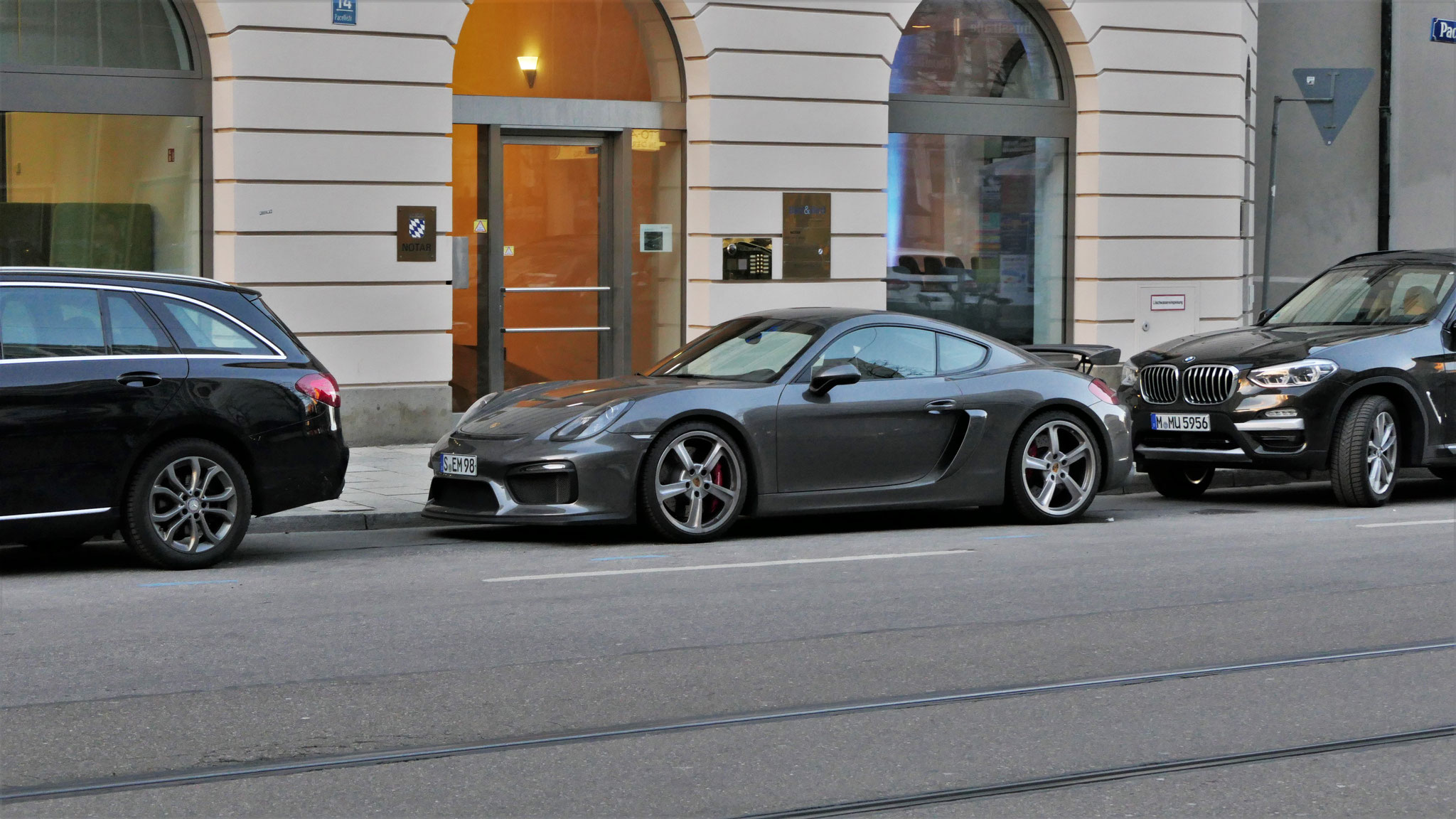 Porsche Cayman GT4 - S-EM98