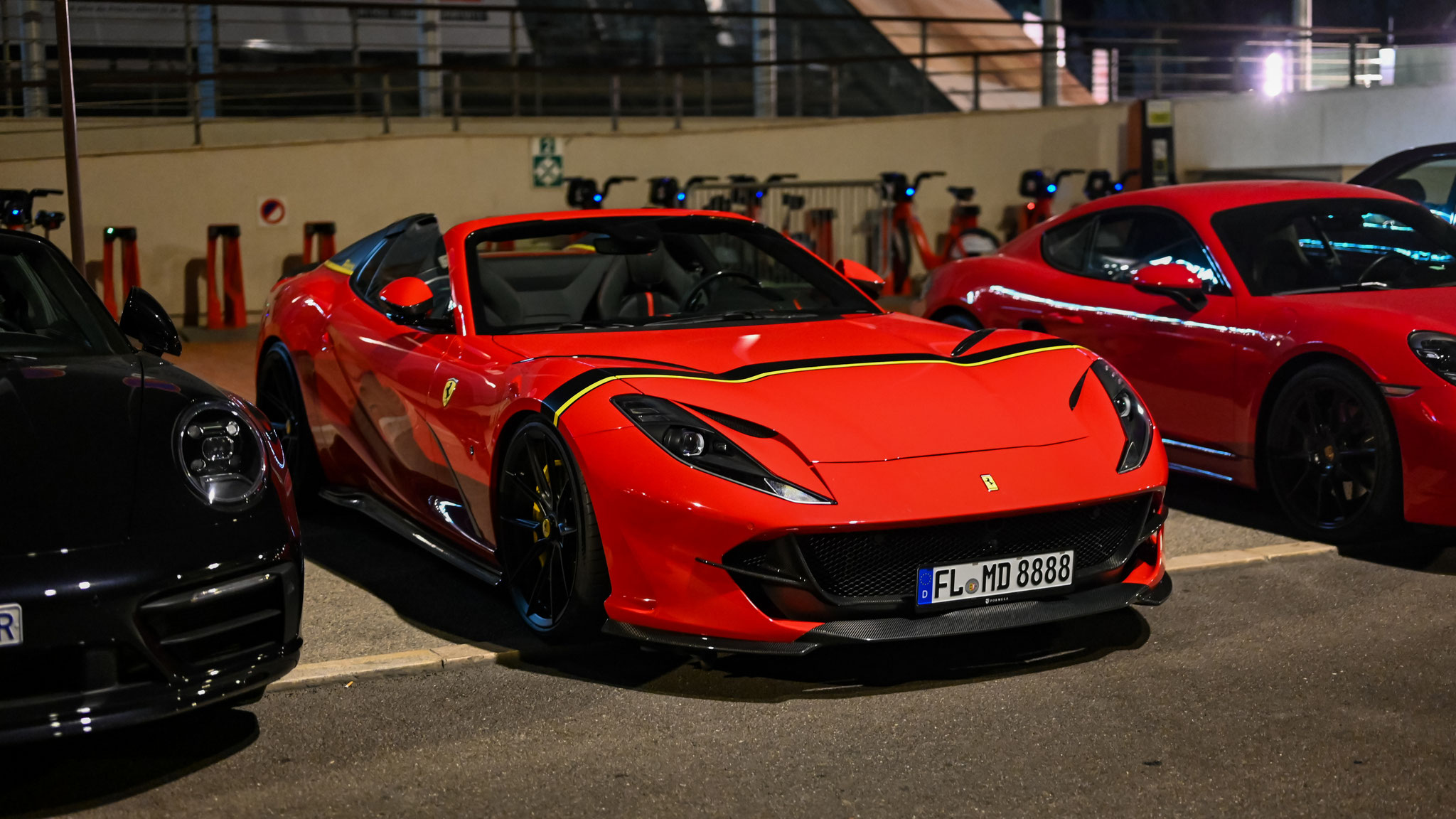 Ferrari 812 GTS - FL-MD8888