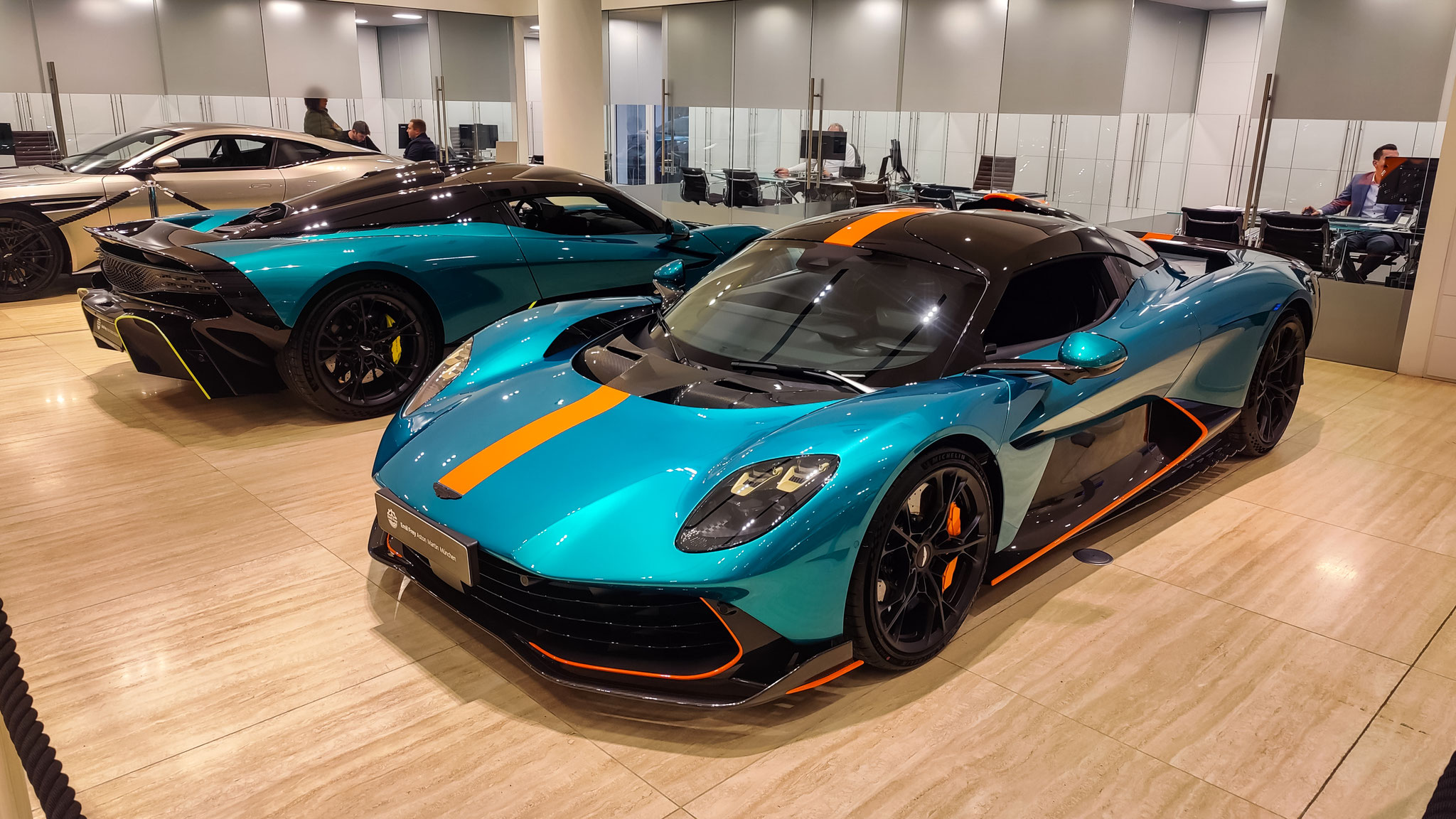 Aston Martin Valhalla