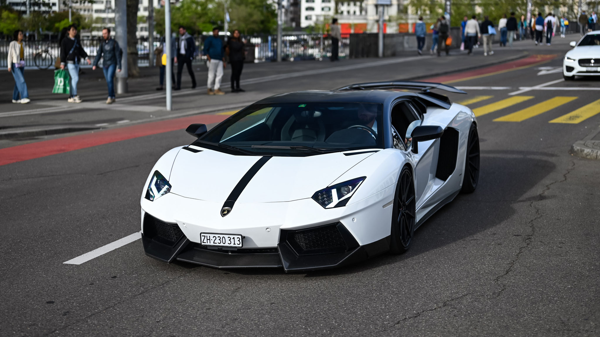 Lamborghini Aventador LP700-4 - ZH230313 (CH)