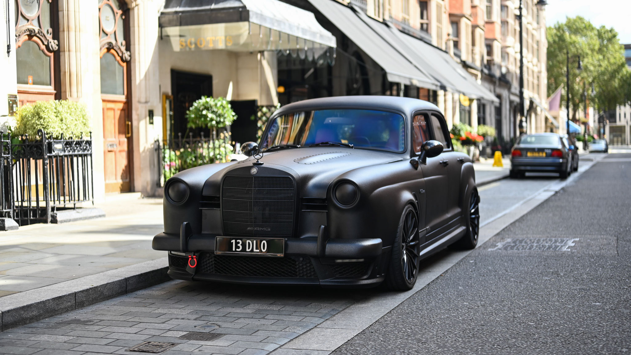 Mercedes Ponton C63-Custom - 13DLO (GB)