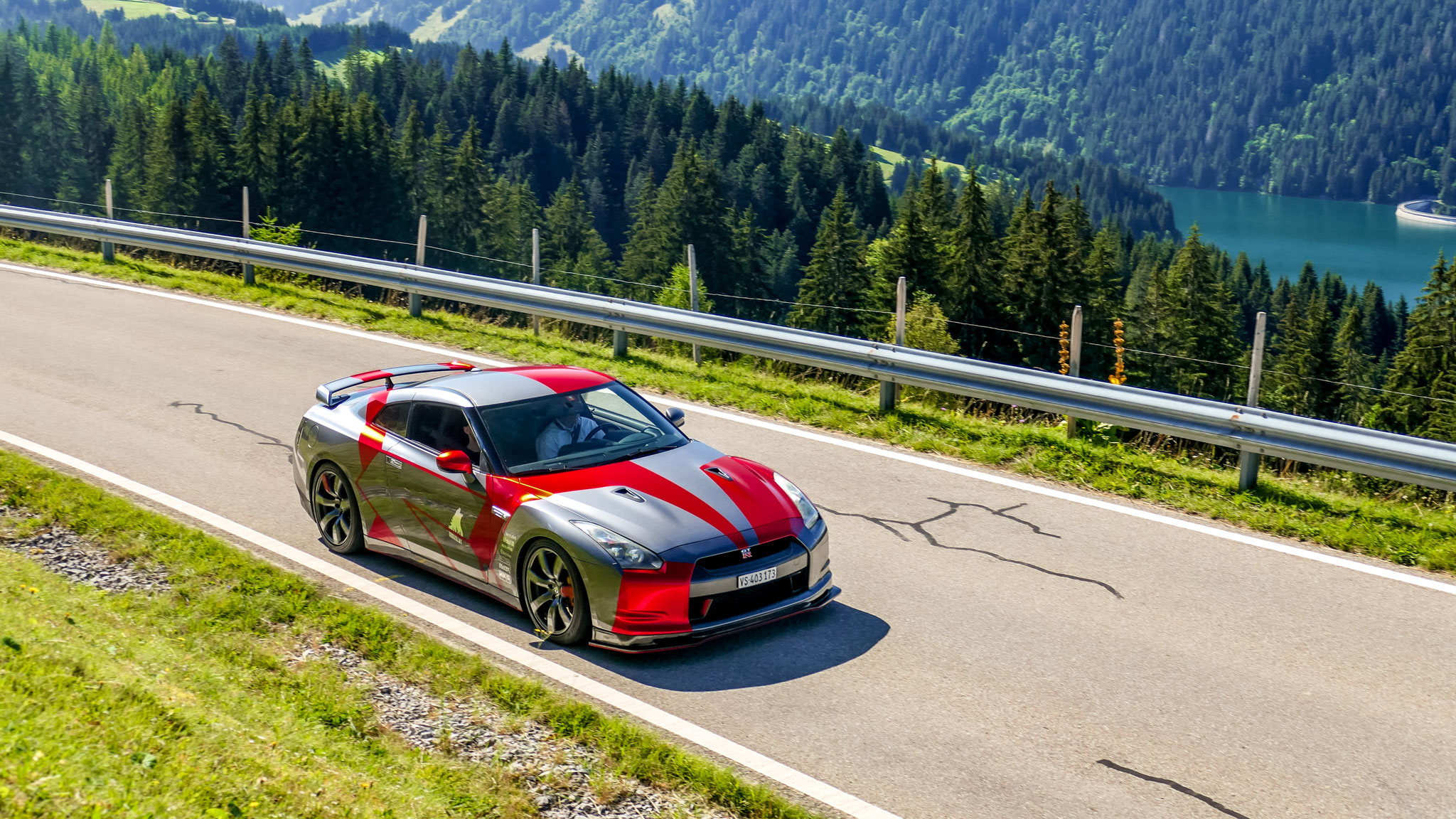 Nissan GTR - VS403173 (CH)