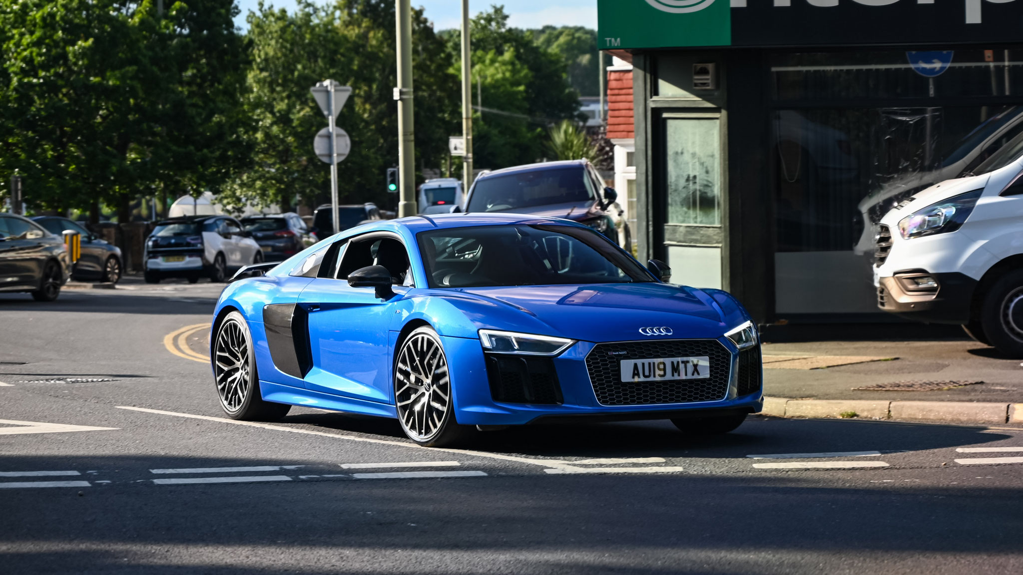 Audi R8 V10 - AU19MTX (GB)