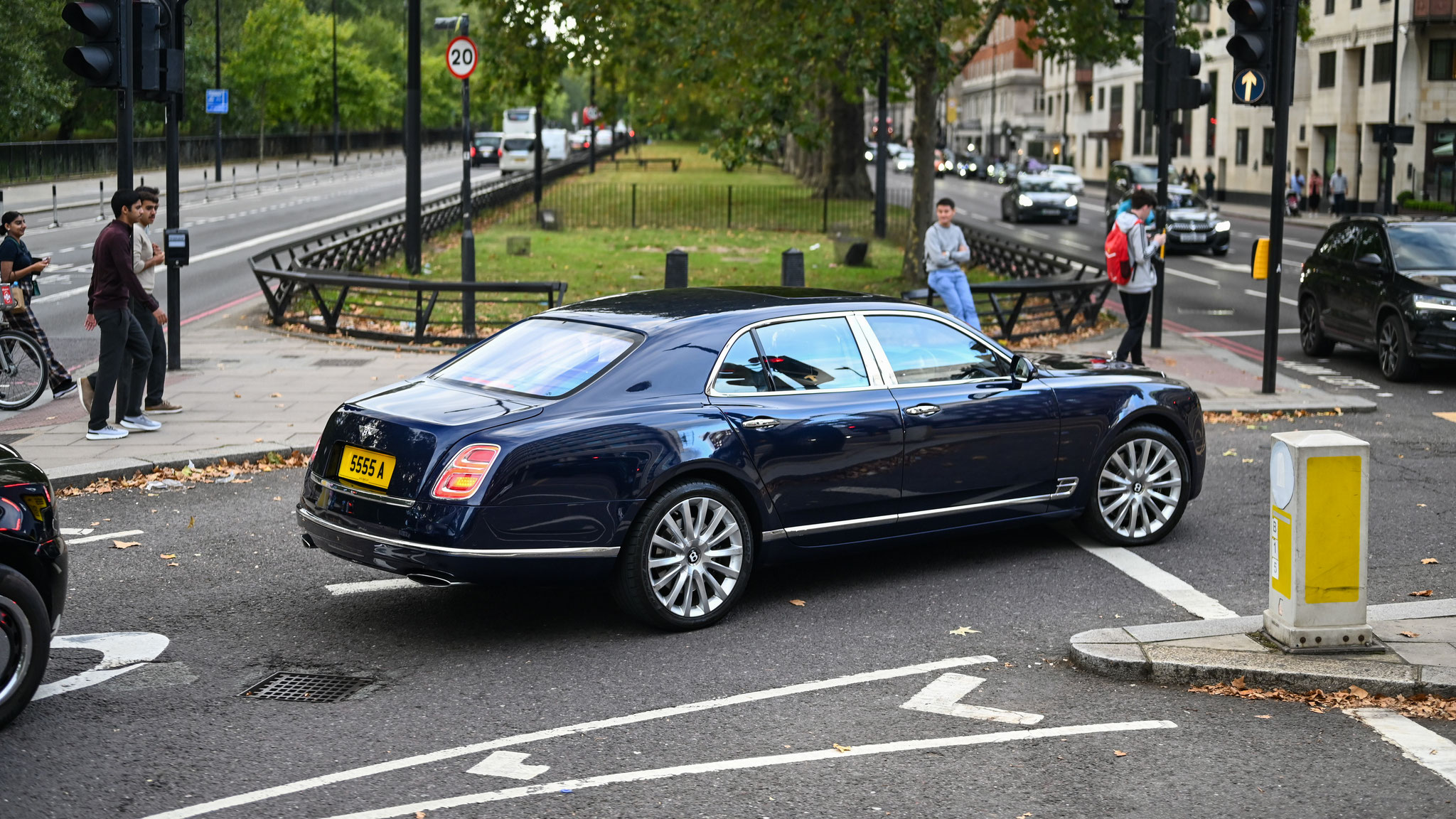 Bentley Mulsanne - 5555A (GB)