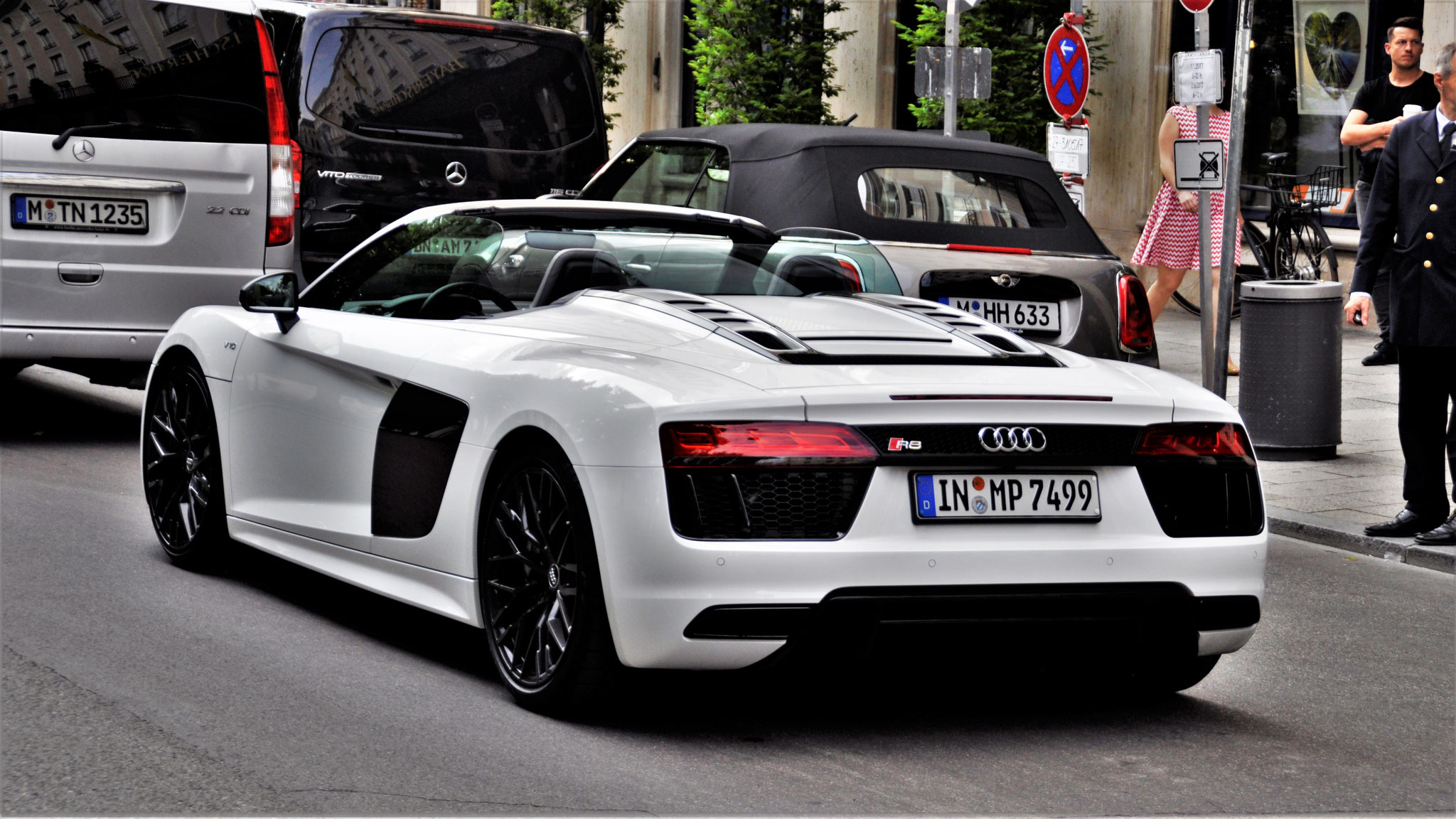 Audi R8 V10 Spyder - IN-MP7499