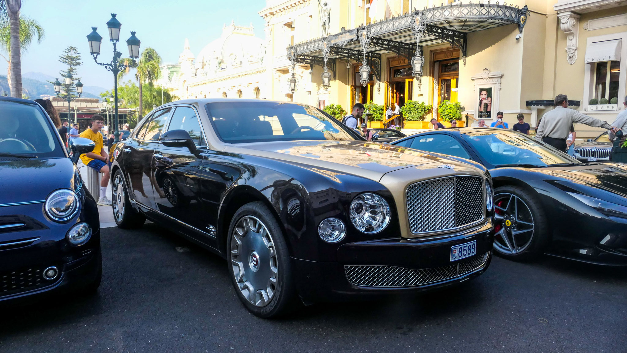 Bentley Mulsanne - 8589 (MC)