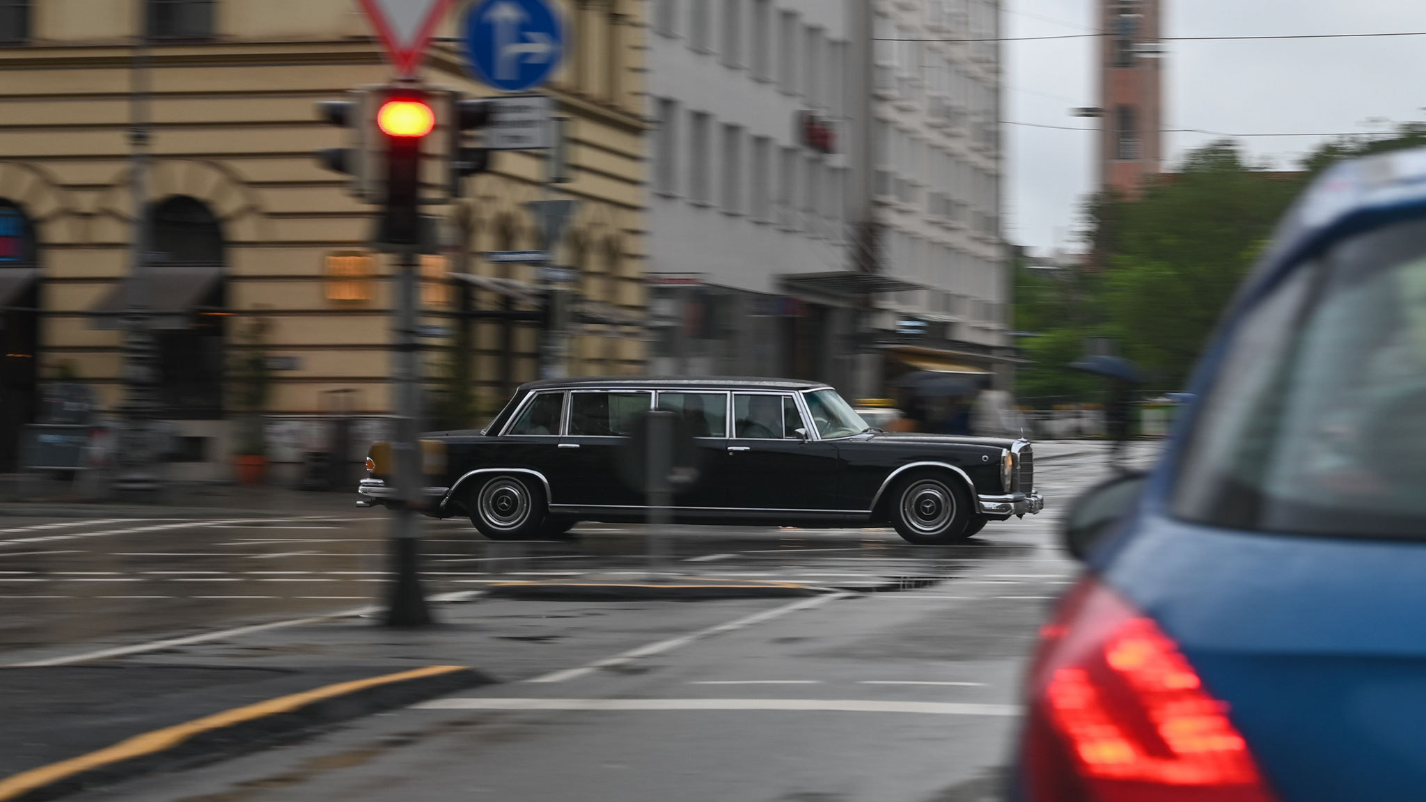 Mercedes 600 Pullmann - S-DB380H