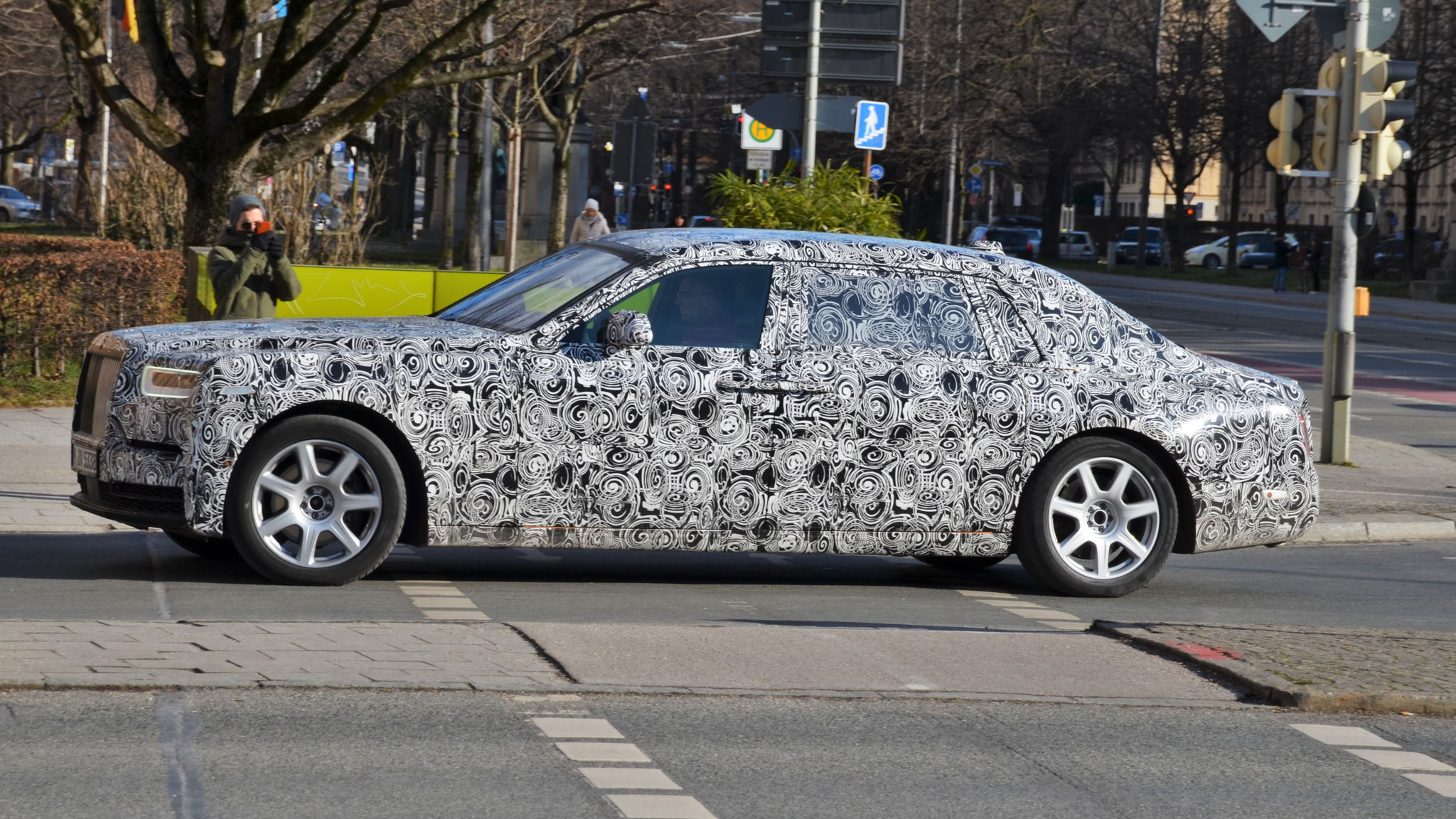 Rolls Royce Phantom - M-DV5338