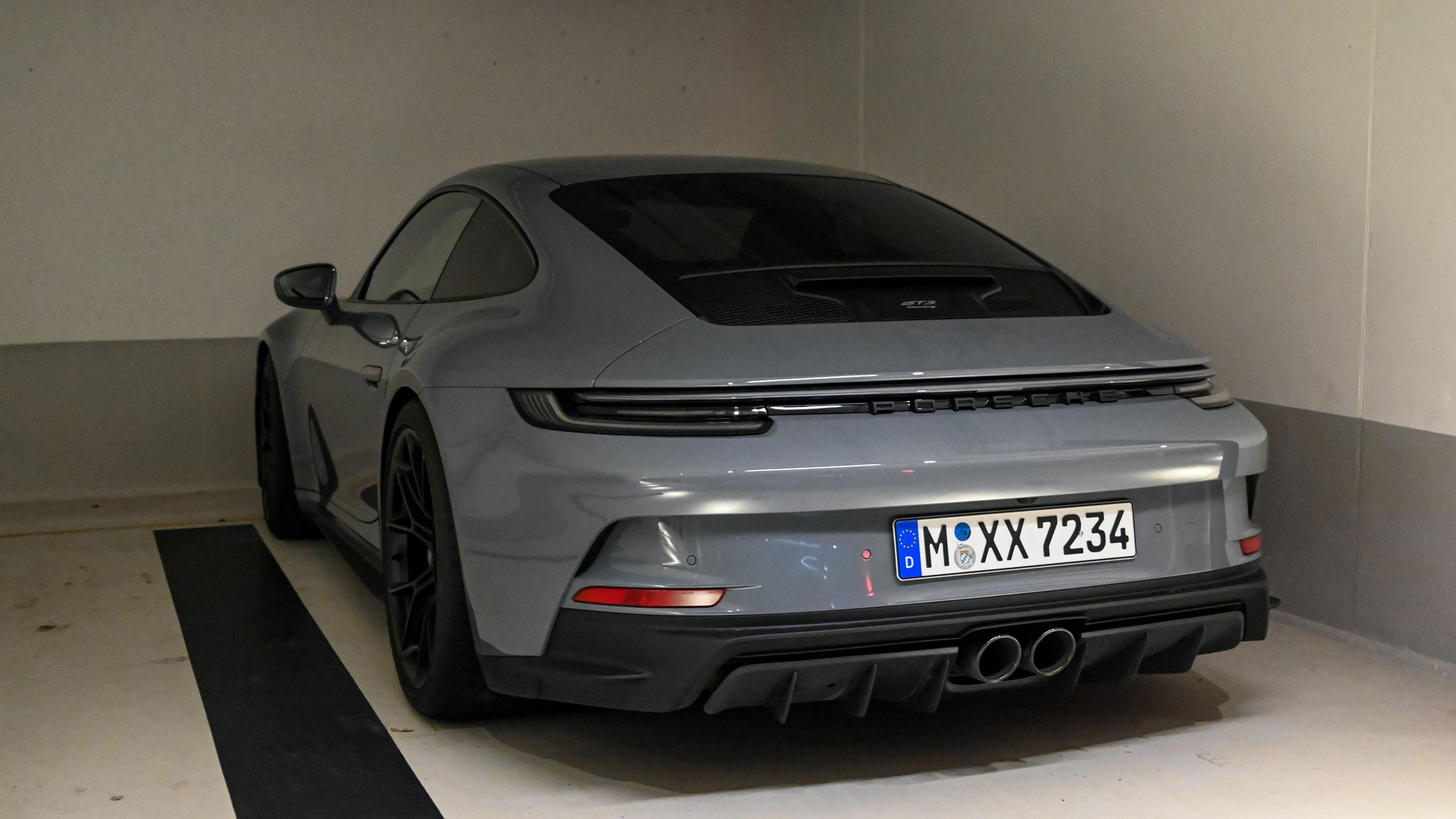 Porsche 992 GT3 Touring - M-XX7234