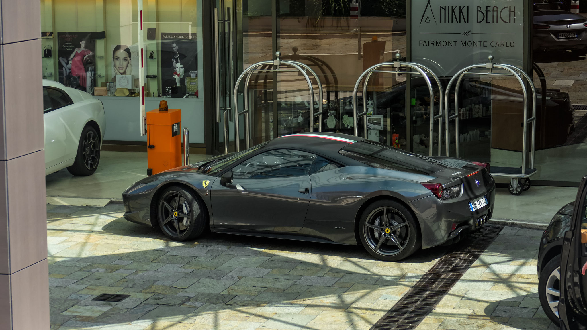 Ferrari 458 Italia - CH124CL-06 (FRA)