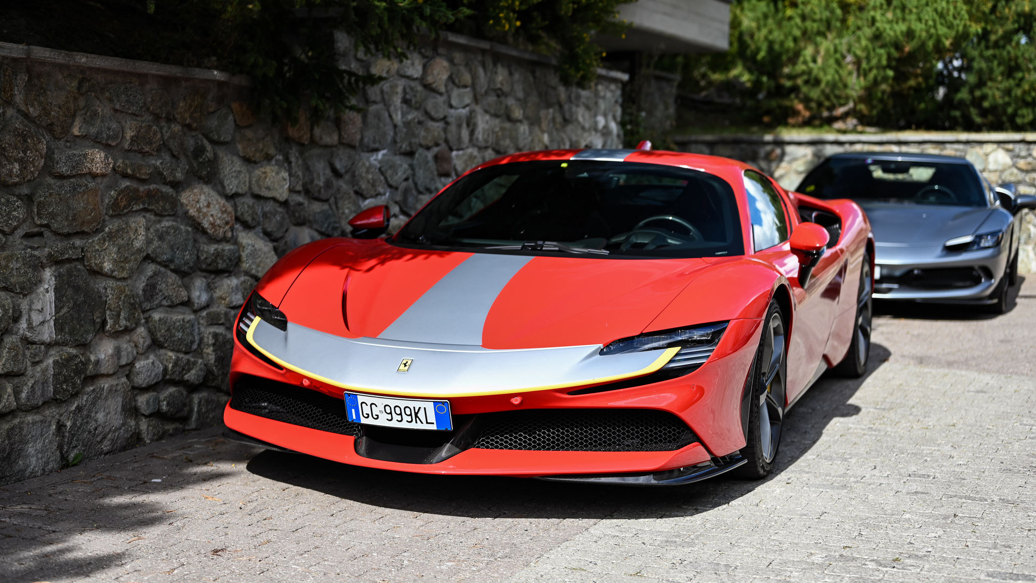 Ferrari SF90 Stradale Fiorano - GG999KL (ITA)