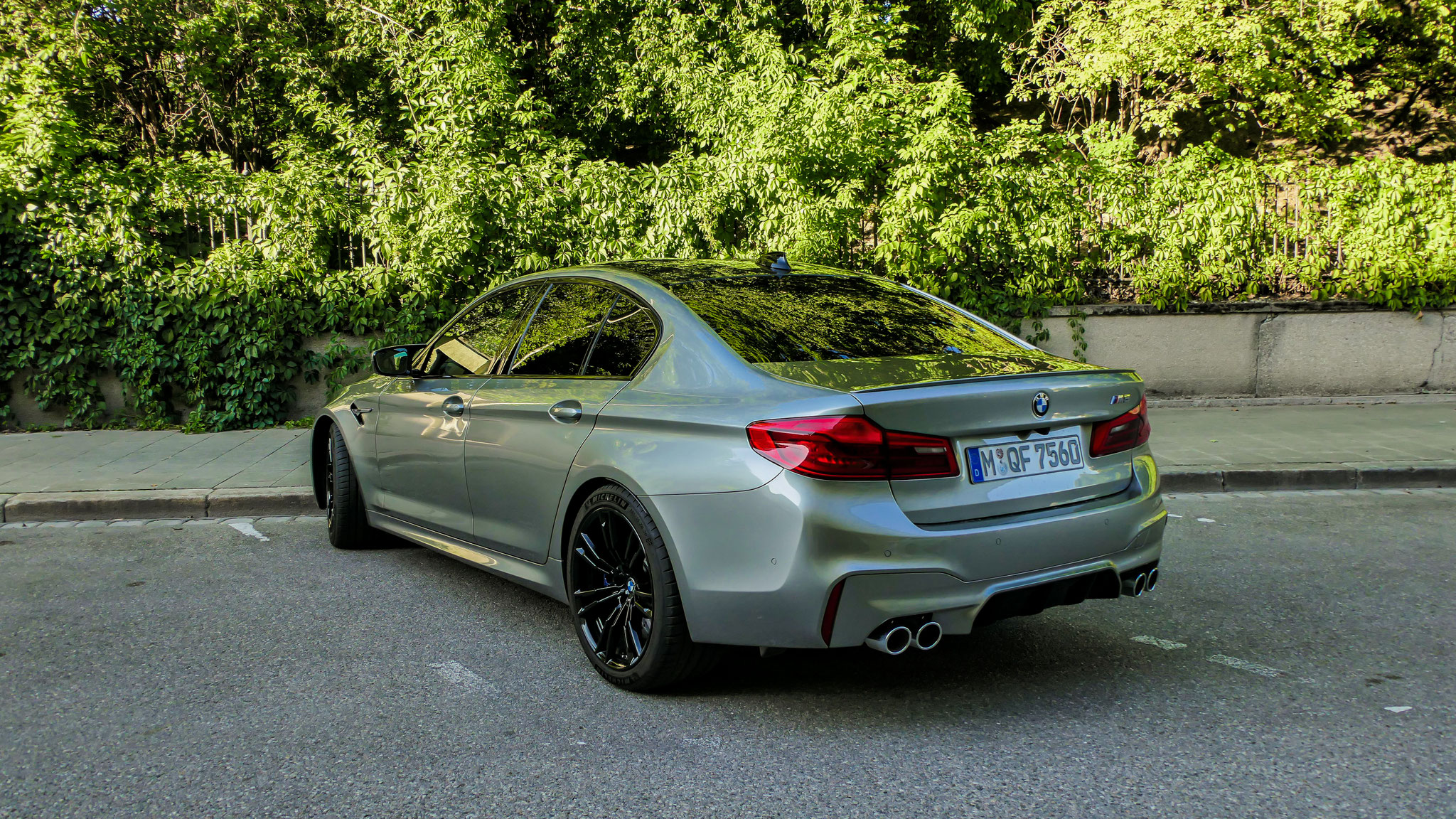 BMW M5 - M-QF7560