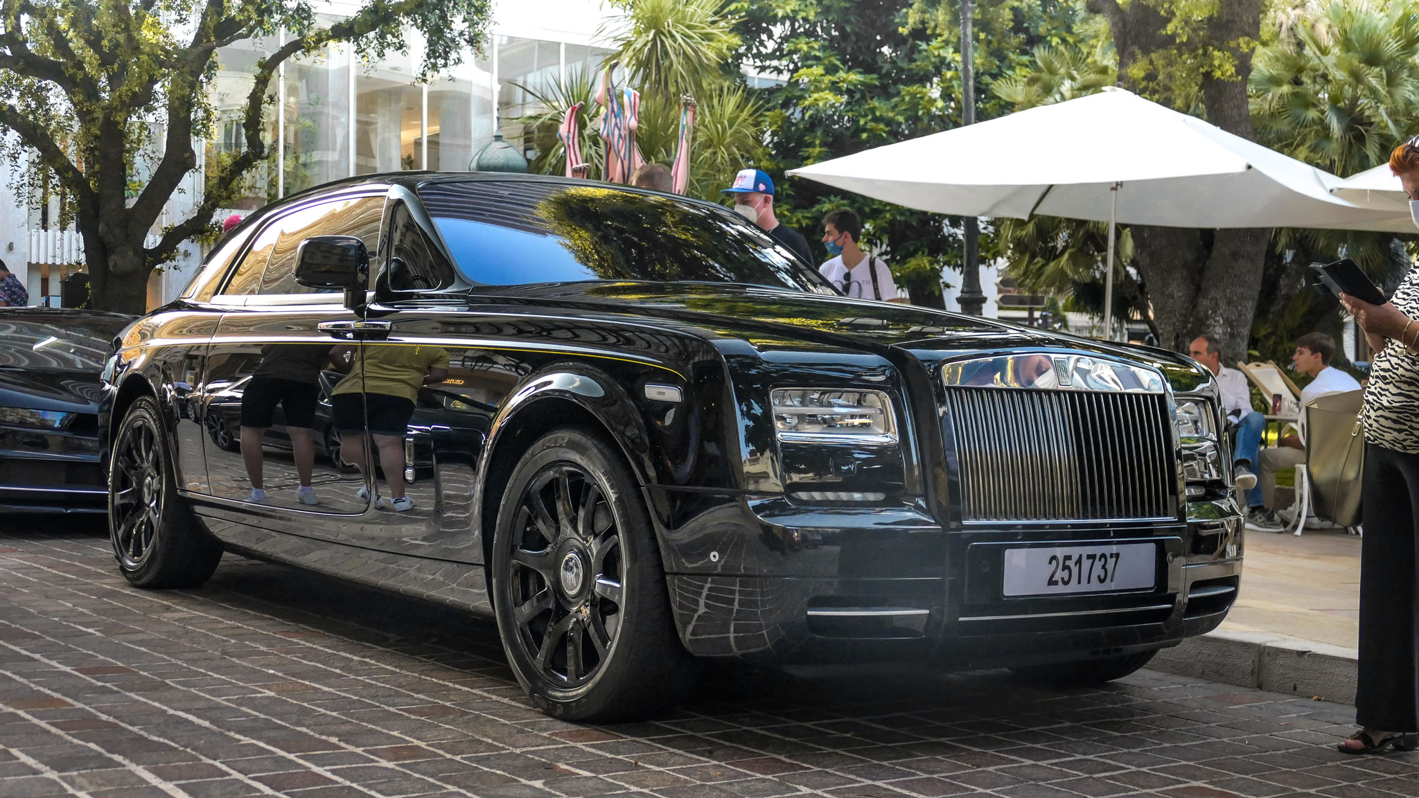 Rolls Royce Phantom Coupé - 251737 (KWT)