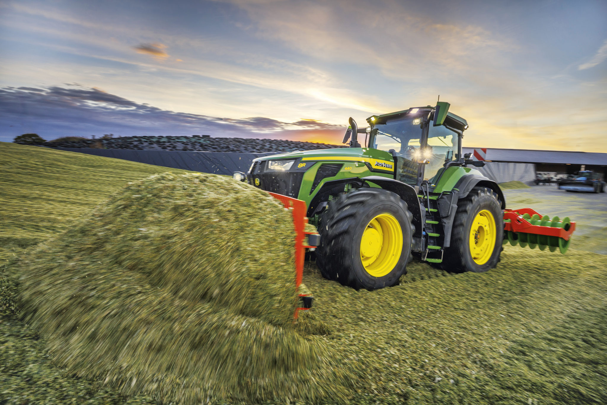 John Deere 8R440 Großtraktor (Quelle: John Deere)