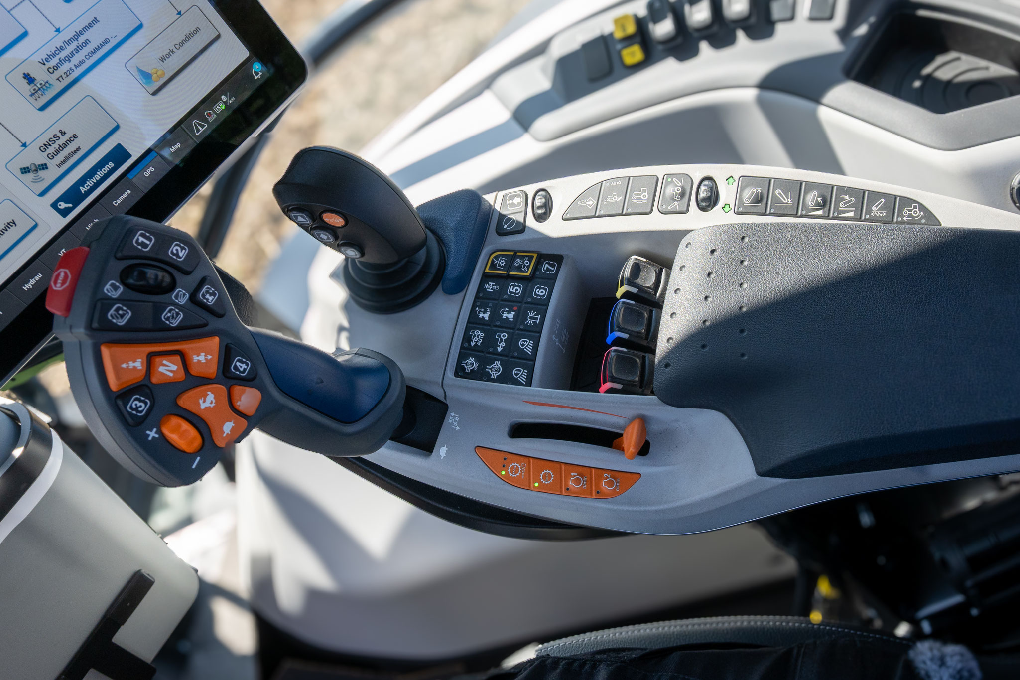 New Holland T7.225 MY 2026 (Quelle: tractorbook)