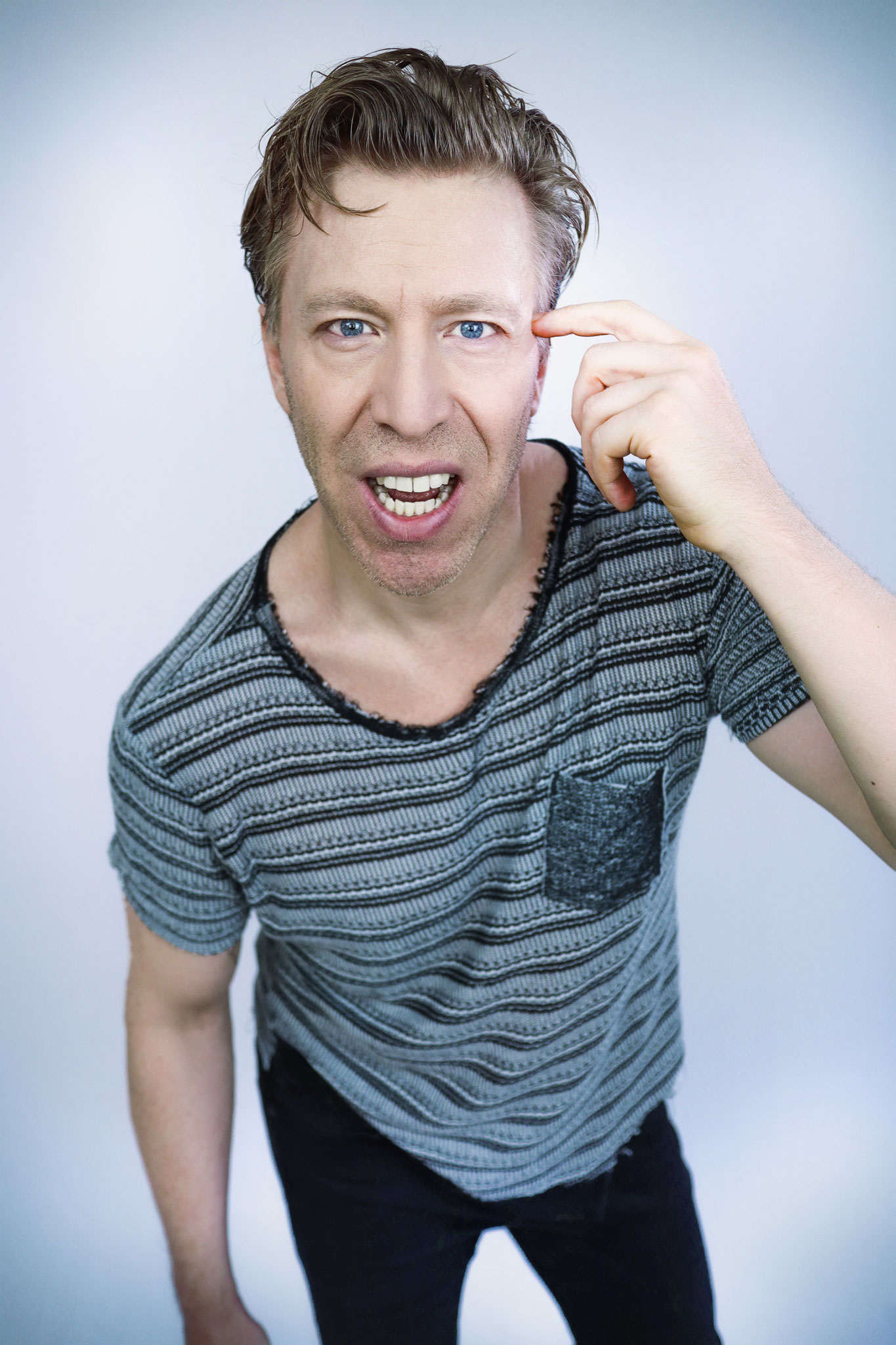 Ottaviano Blitch, Italian actor and performer, expressive comedic portrait in a striped shirt, attore performer italiano ritratto espressivo comico