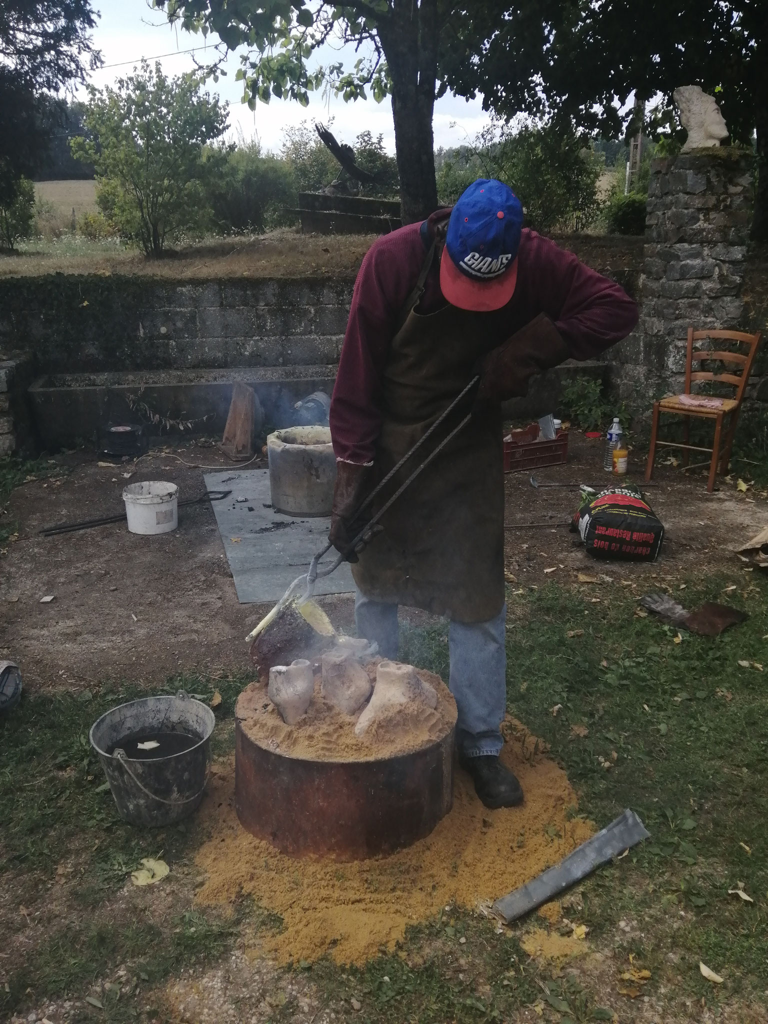 2019 - 24 La Coquille - Atelier bronze - Chez Myra Ebenstein, céramiste 