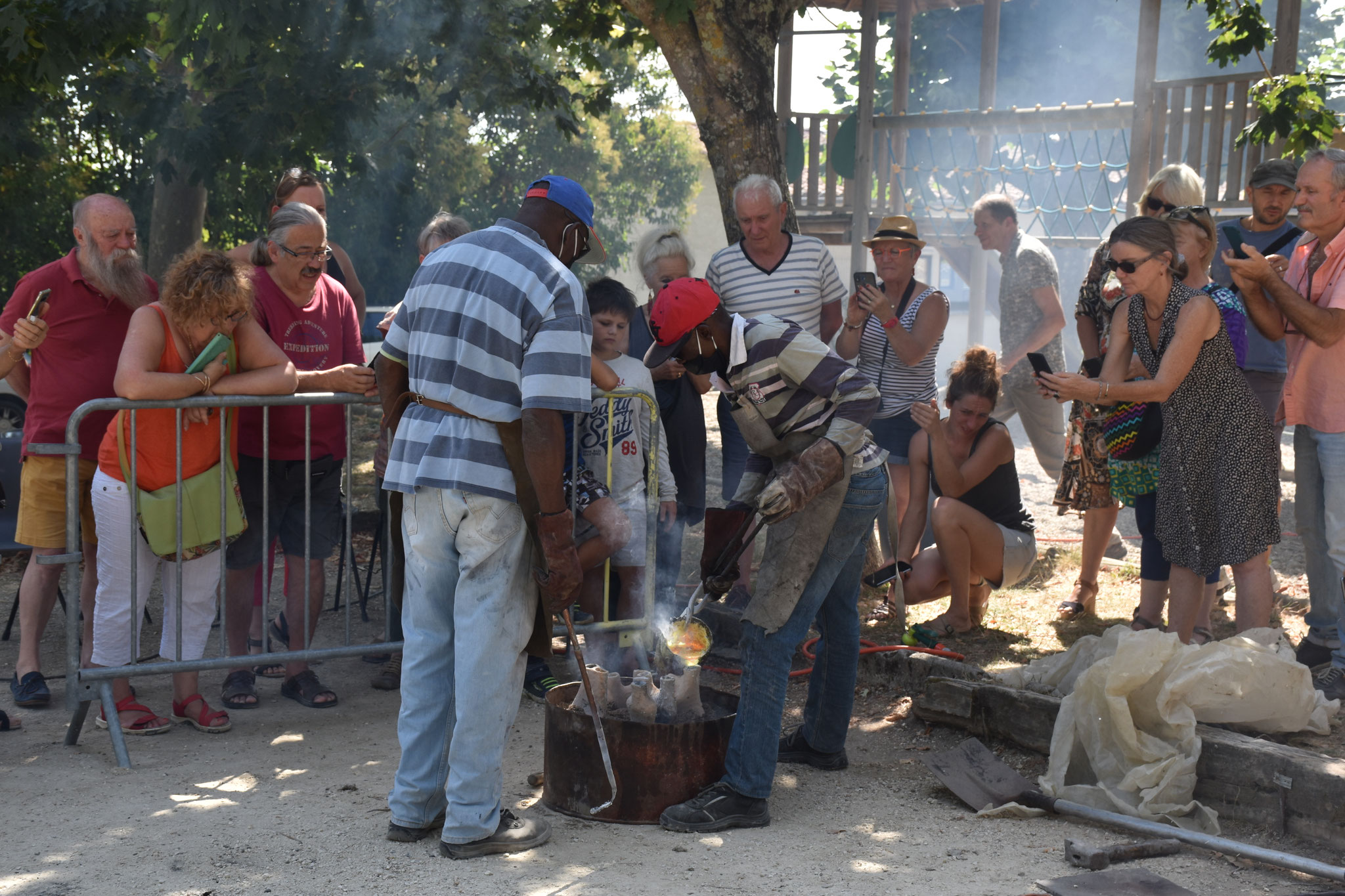 2022 - 47 St-Antoine-de-Ficalba - Atelier Bronze - en partenariat avec Eve Delaneuville, sculpteur sur bois