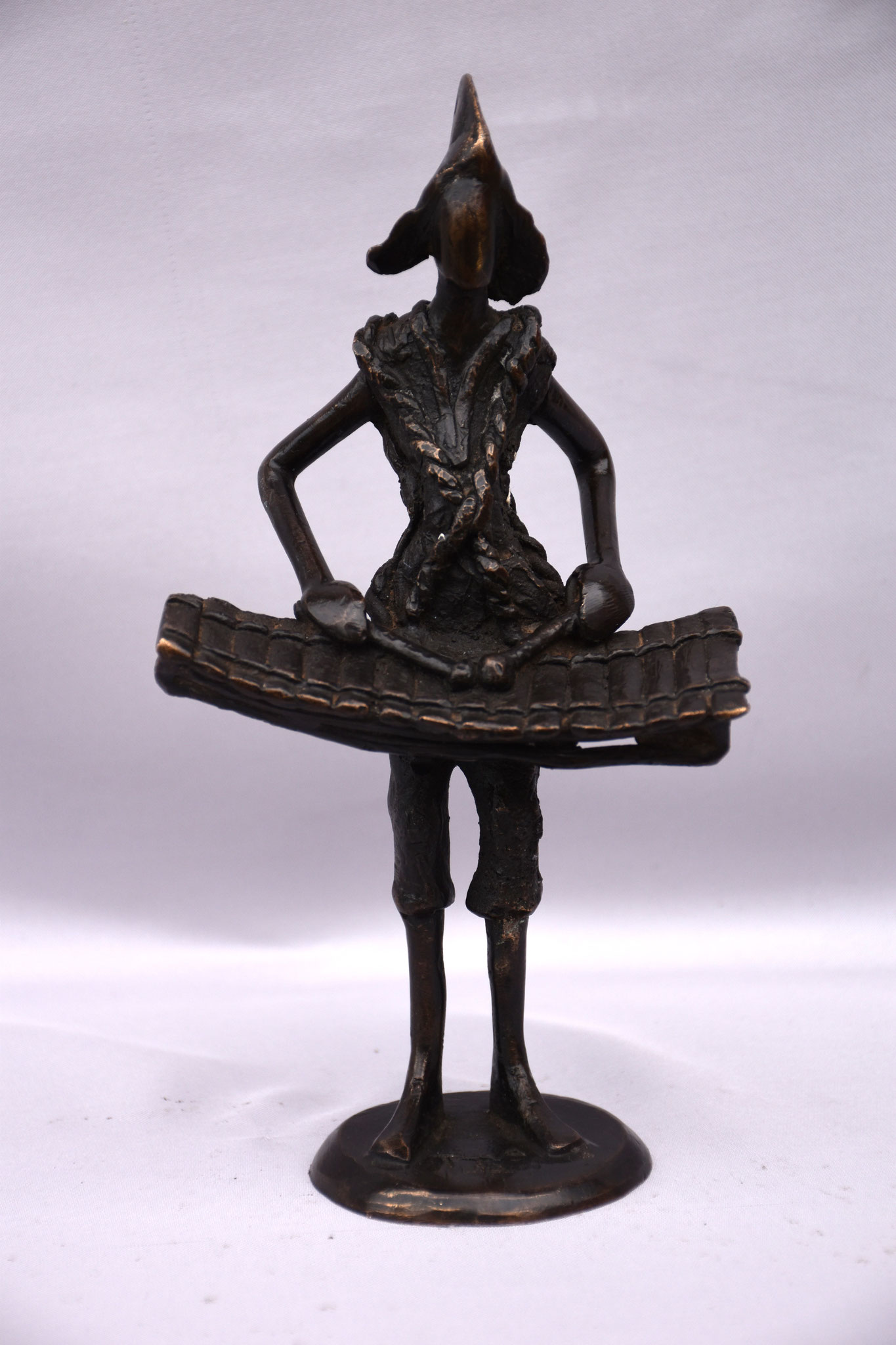 Badjoula - 20,5 cm x 10,5 cm - T.I - 2023