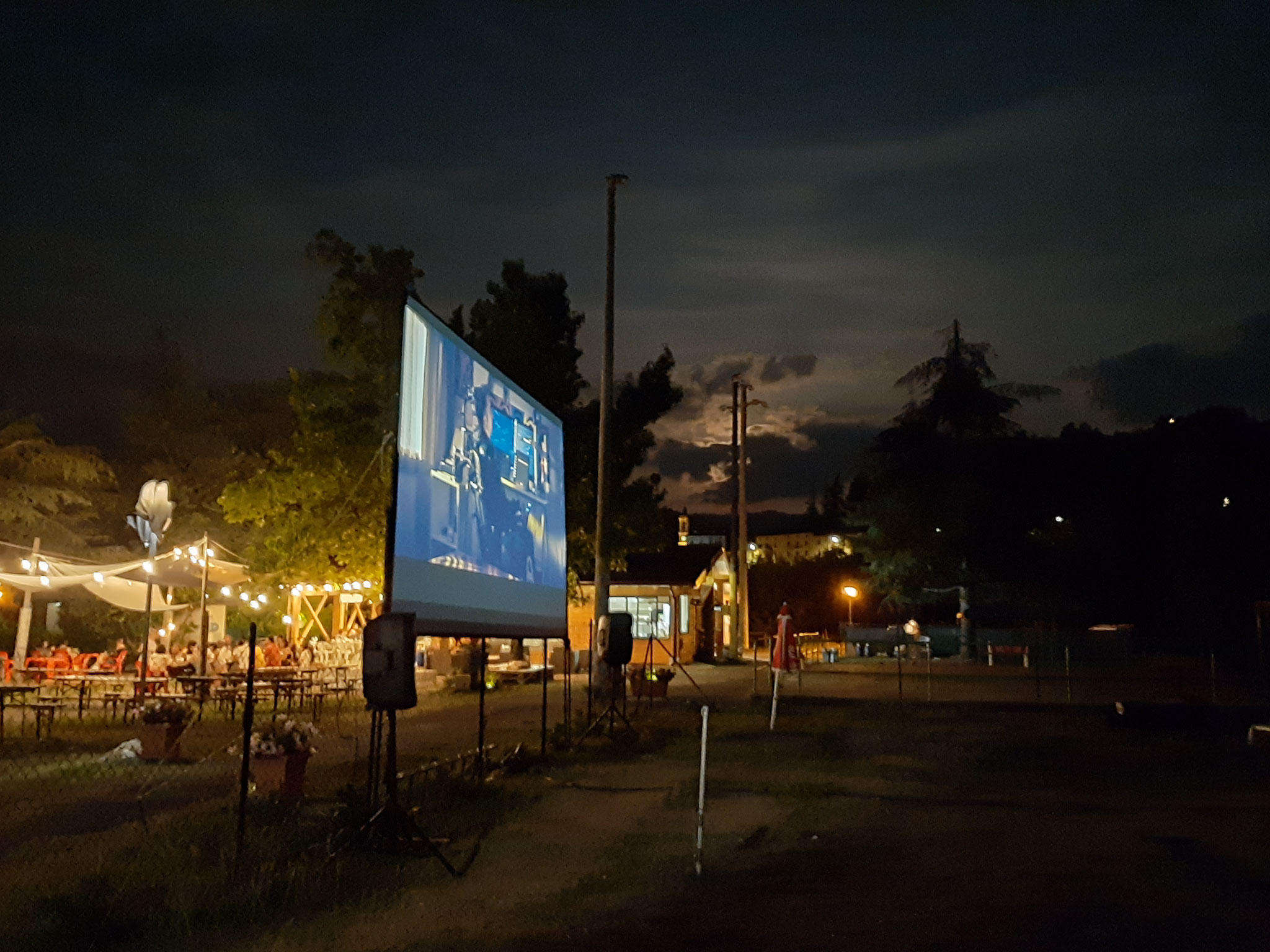 Cinema sotto le stelle