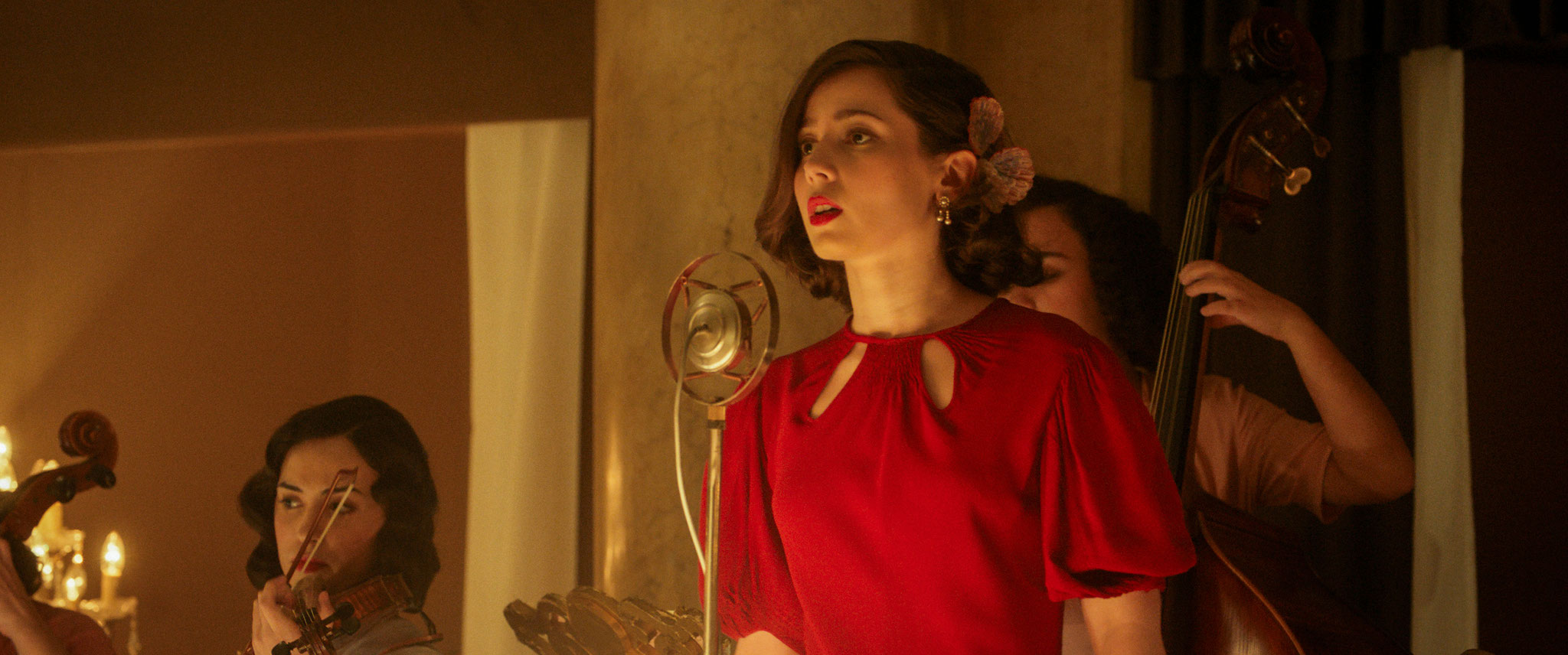 A CENA CON IL DITTATORE  lunedì 27, martedì 28, mercoledì 29: ore 21:00 #acenaconildittatore