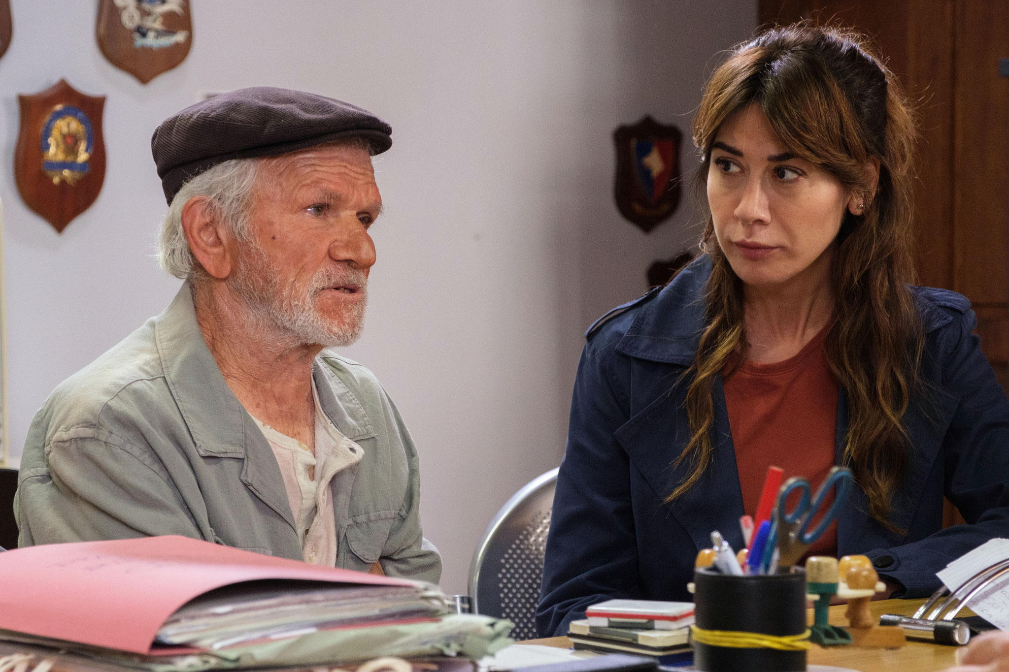 LA VITA VA COSÌ  Prima Nazionale giovedì 23, venerdì 24, sabato 25, domenica 26: ore 21:00 sabato 1, domenica 2: ore 18:30 #lavitavacosì