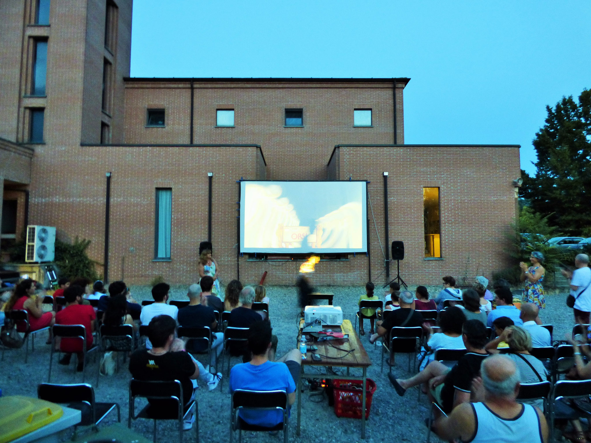 Niviano cinema sotto le stelle estate 2023  LA FAMOSA INVASIONE DEGLI ORSI IN SICILIA  Niviano - giovedì 20 luglio: ore 21:15 