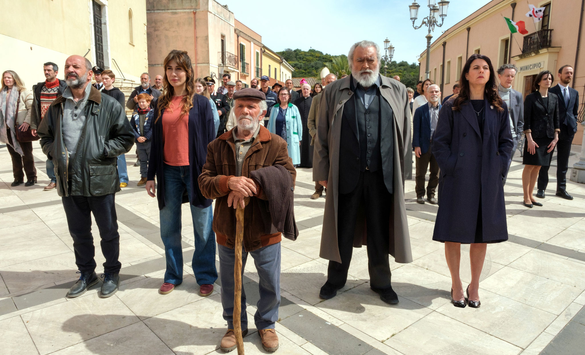 LA VITA VA COSÌ  Prima Nazionale giovedì 23, venerdì 24, sabato 25, domenica 26: ore 21:00 sabato 1, domenica 2: ore 18:30 #lavitavacosì