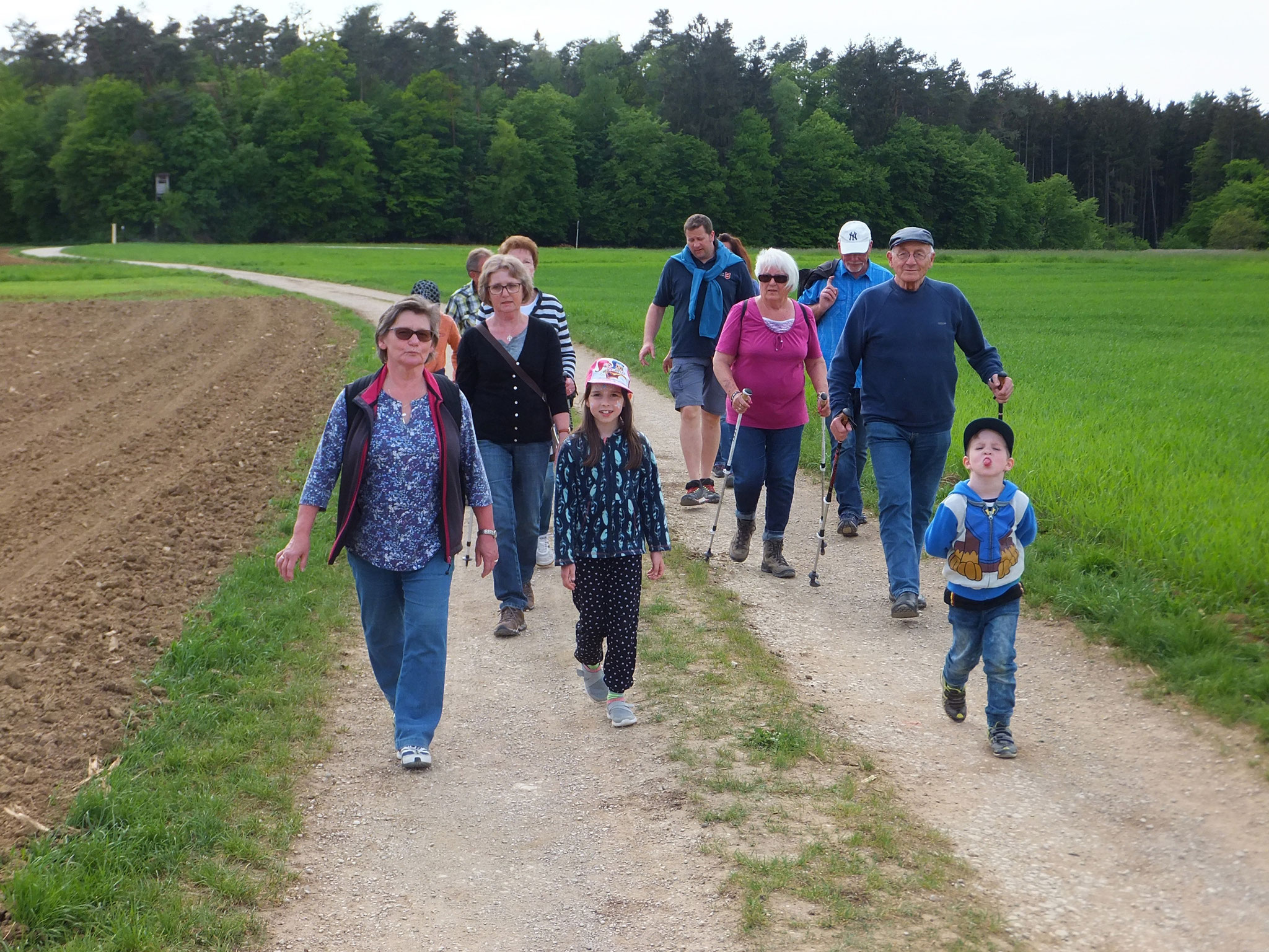 Wanderung nach Serlbach 2018