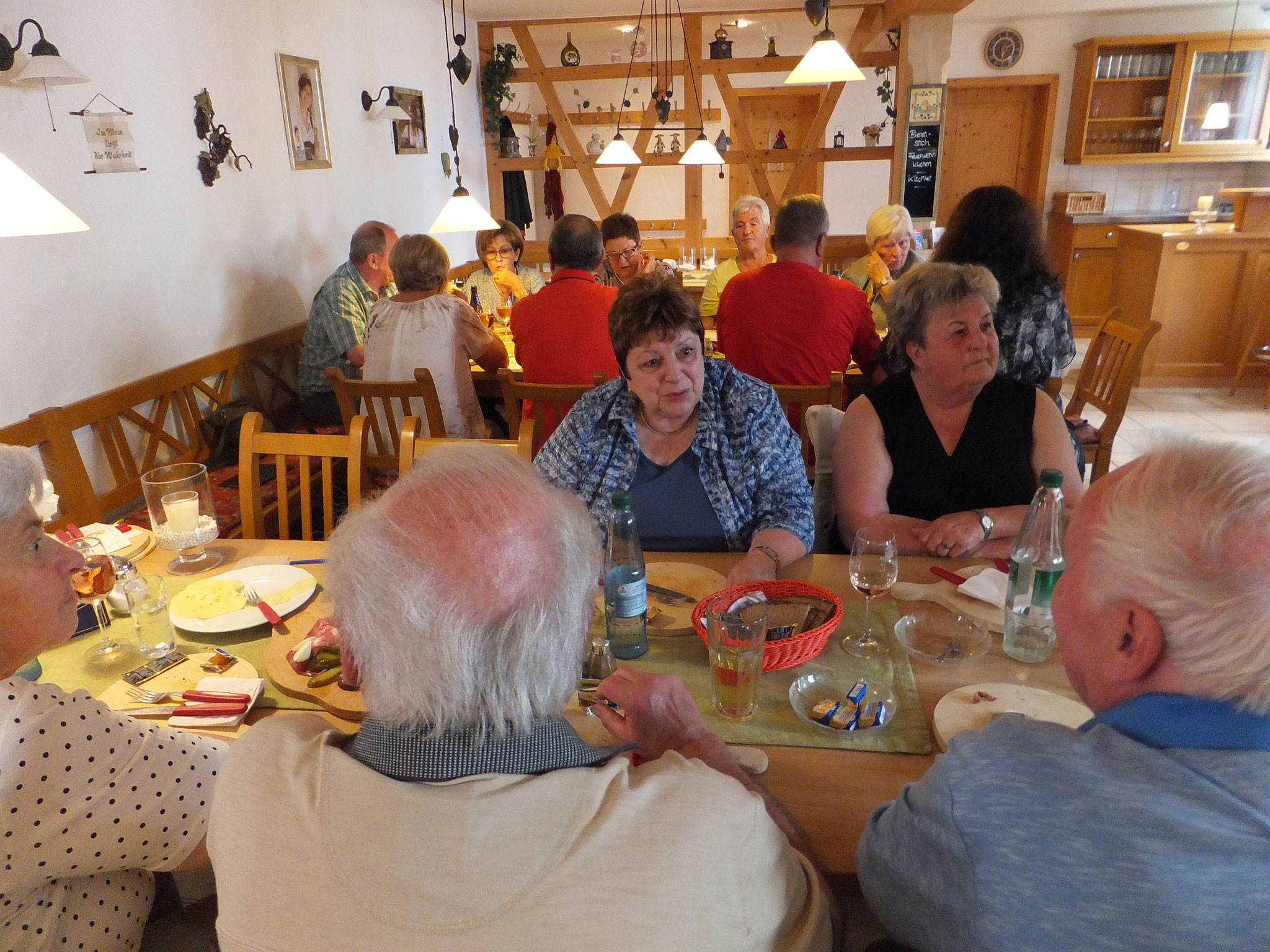 Besuch der Weinstube „Alter Kuhstall“ im Markt Nordheim